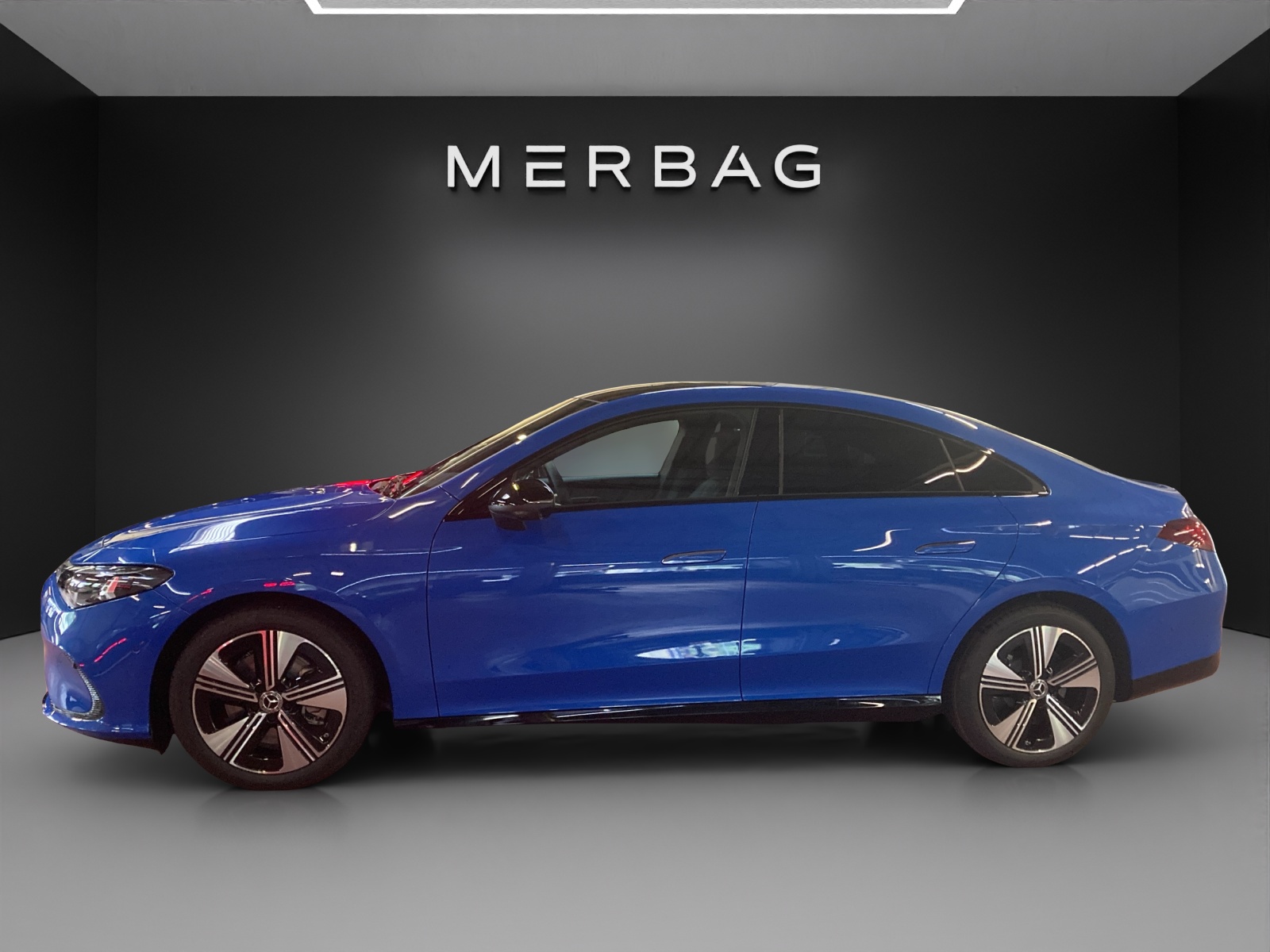 MERCEDES-BENZ CLA 350 4 Matic 85 kWh EQ-image-1