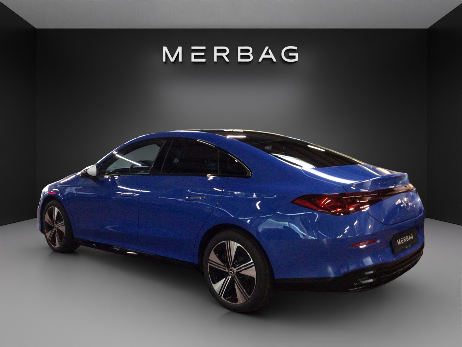 MERCEDES-BENZ CLA 350 4 Matic 85 kWh EQ-image-2
