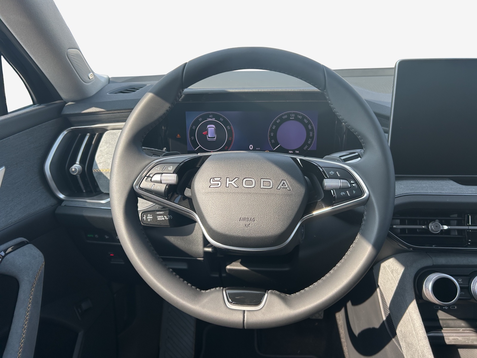 SKODA Kodiaq 2.0 TSI Selection 4x4-image-9