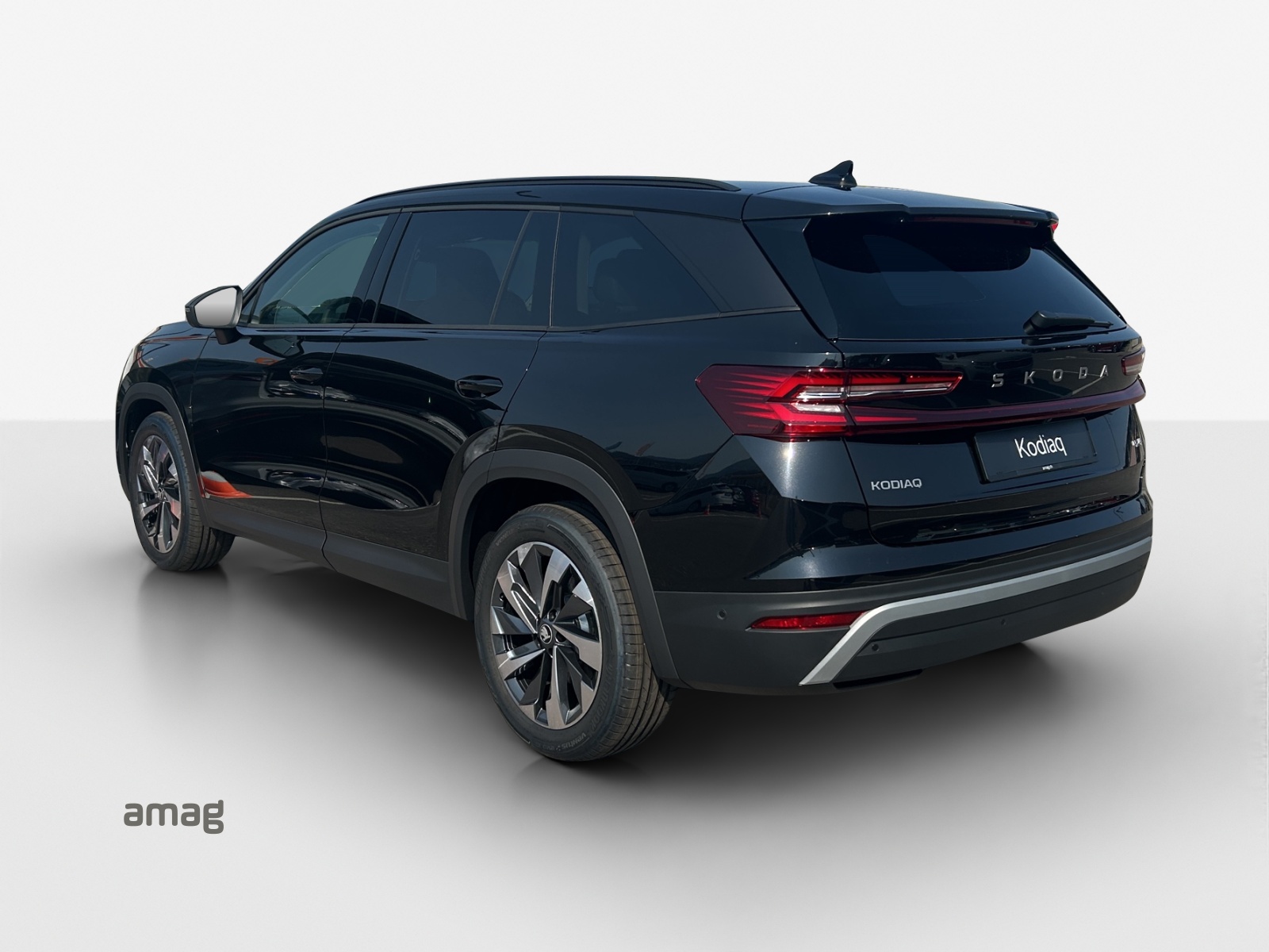 SKODA Kodiaq 2.0 TSI Selection 4x4-image-2