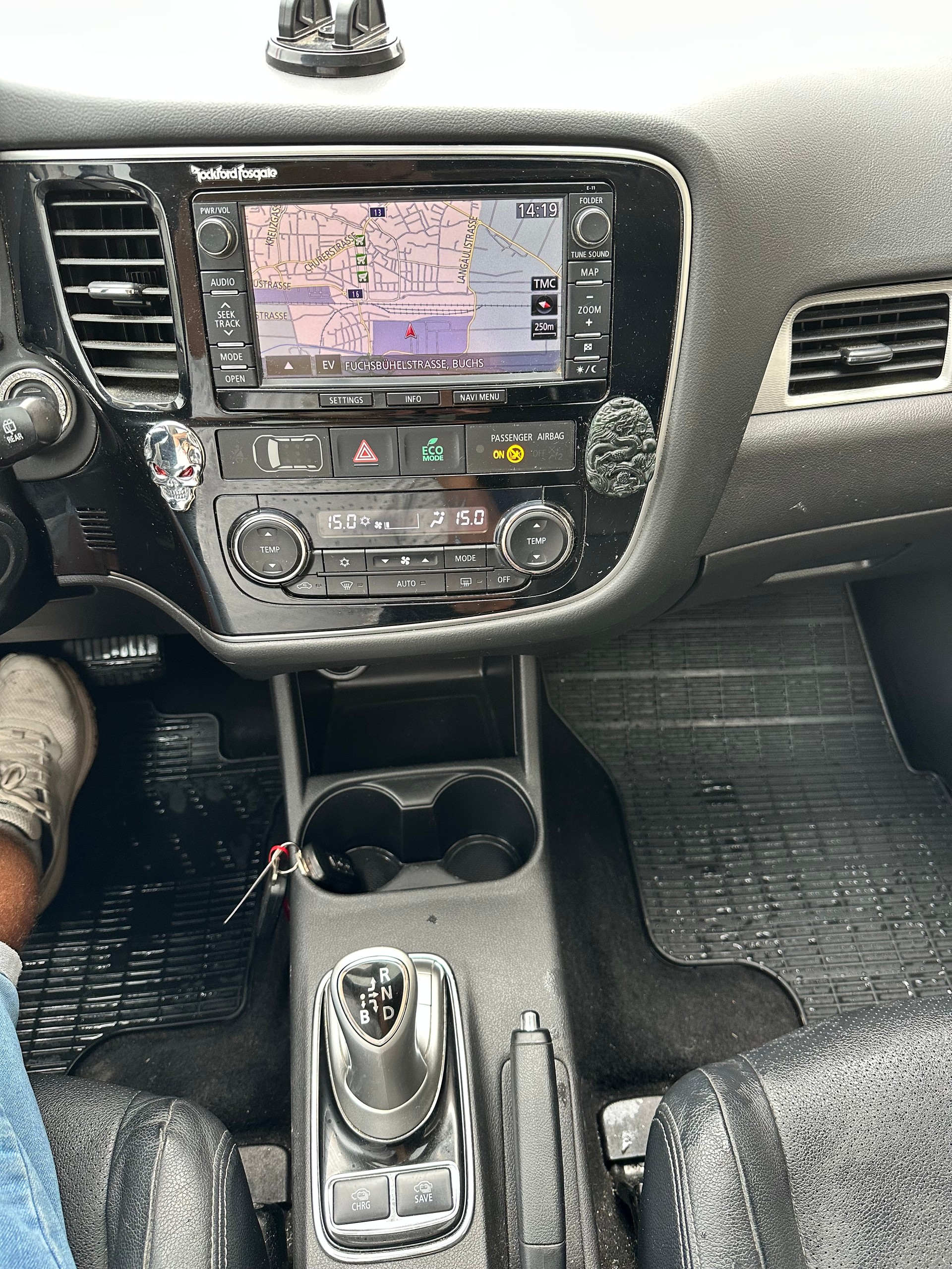 MITSUBISHI Outlander 2.0 PHEV Intense-image-11