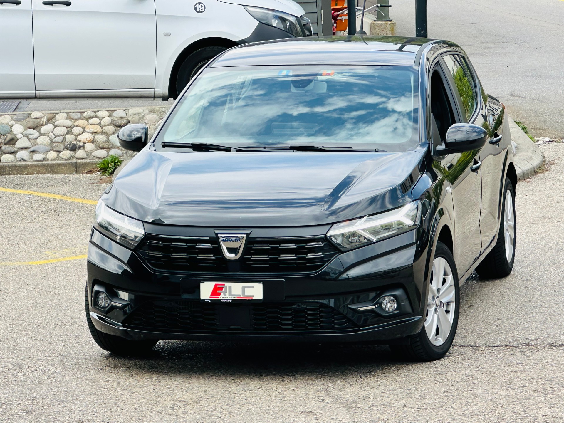 DACIA Sandero TCe 90 Expression CVT-image-1