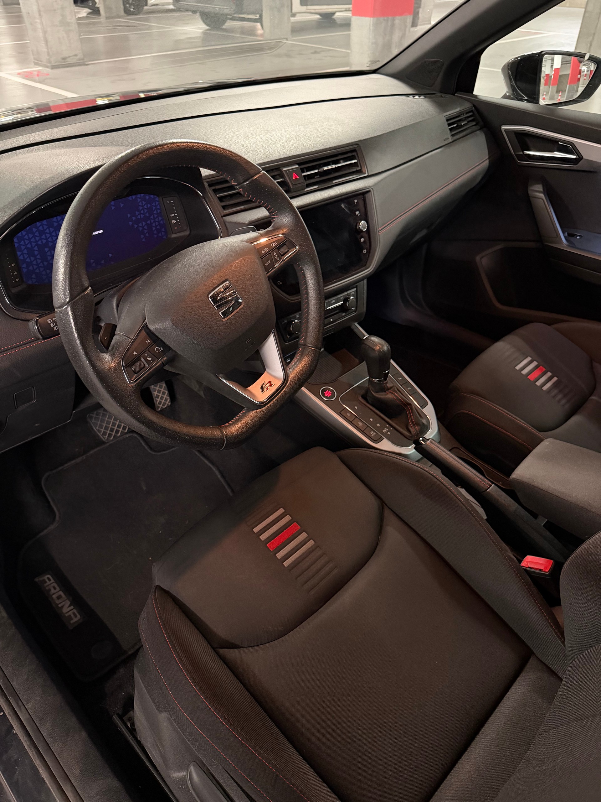 SEAT Arona 1.0 TSI Eco Hola FR DSG-image-13