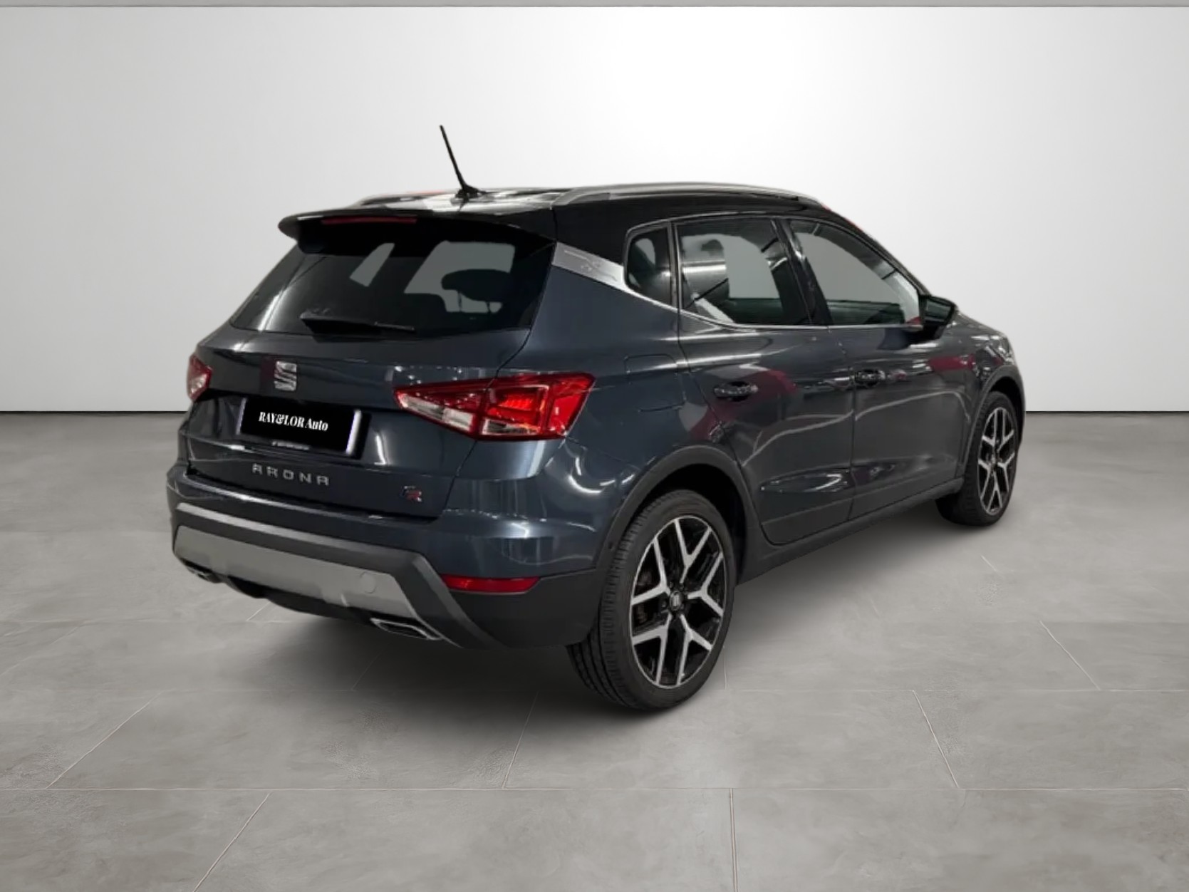 SEAT Arona 1.0 TSI Eco Hola FR DSG-image-2
