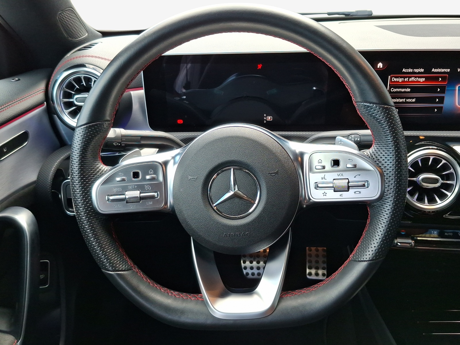 MERCEDES-BENZ CLA 220 AMG Line 7G-DCT 4Matic-image-9