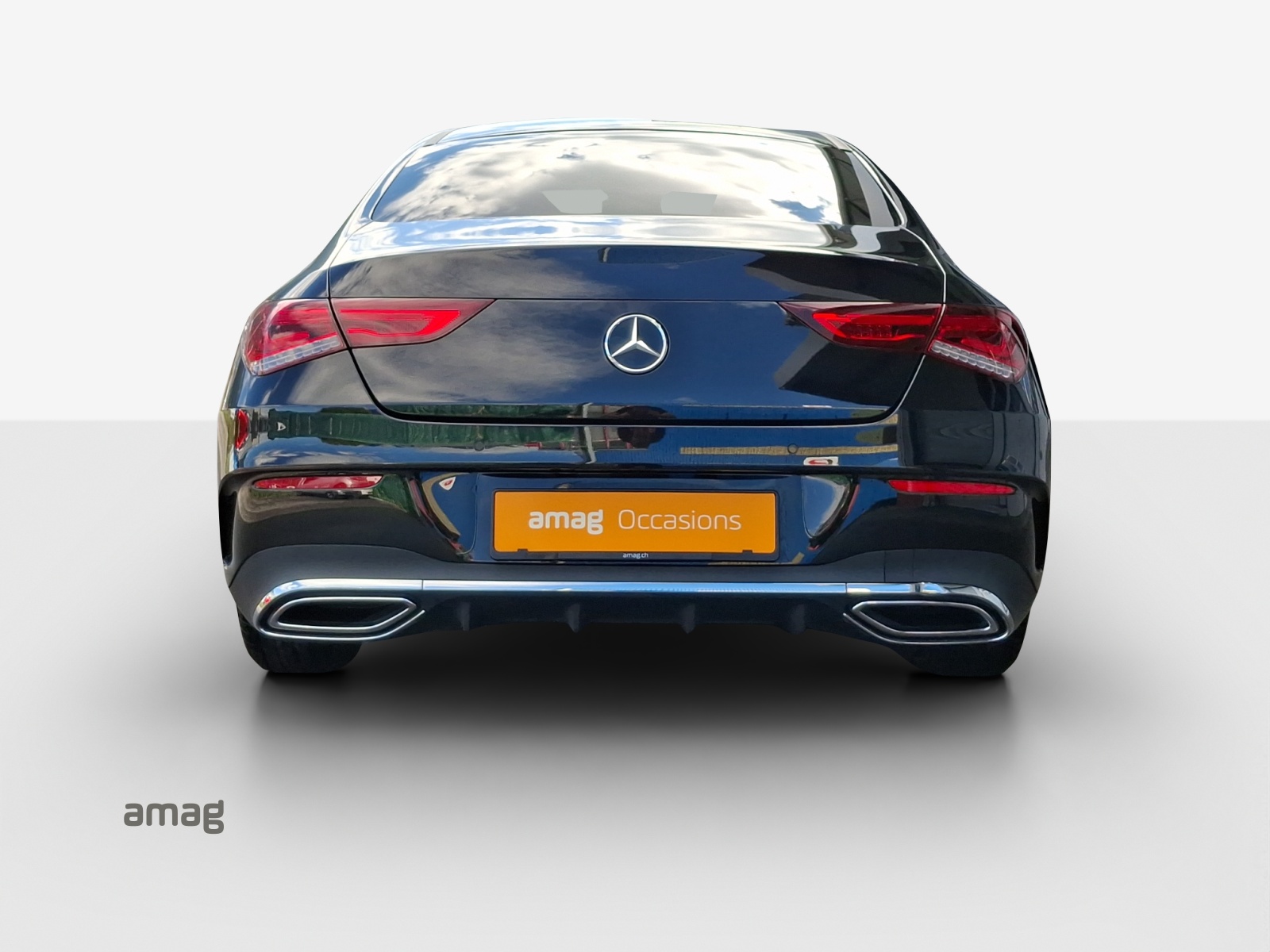 MERCEDES-BENZ CLA 220 AMG Line 7G-DCT 4Matic-image-3