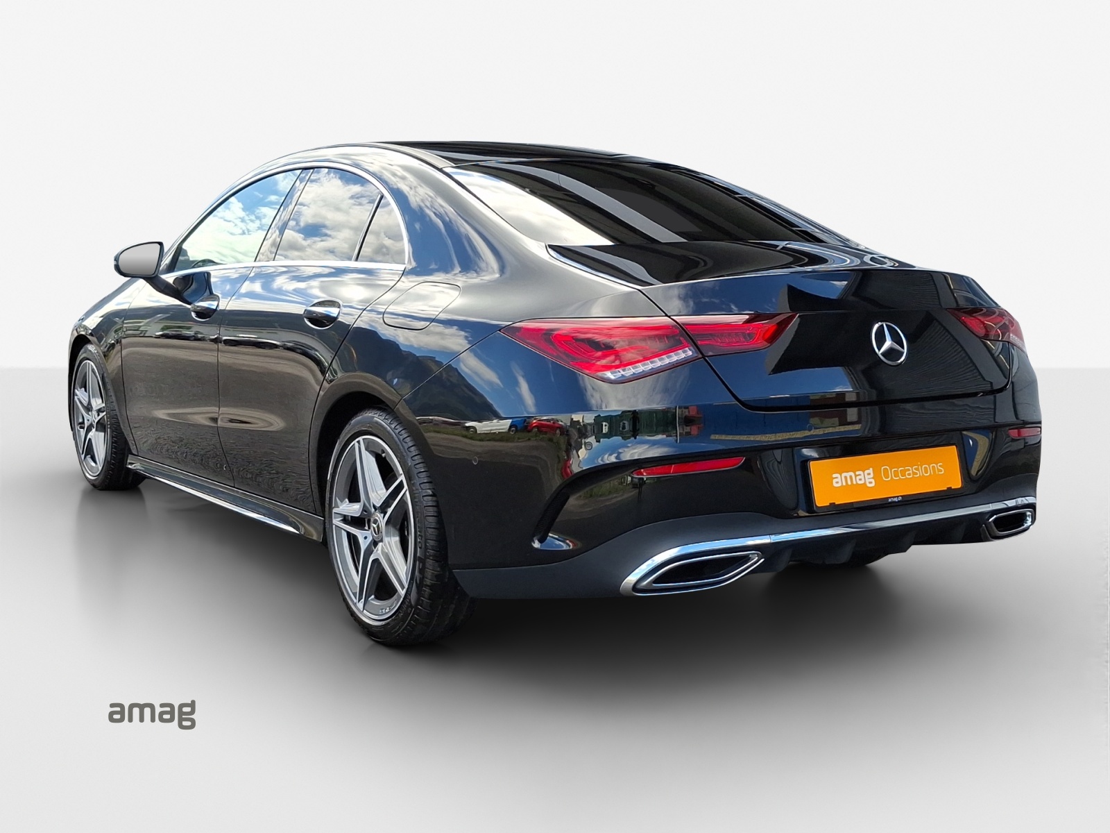 MERCEDES-BENZ CLA 220 AMG Line 7G-DCT 4Matic-image-2