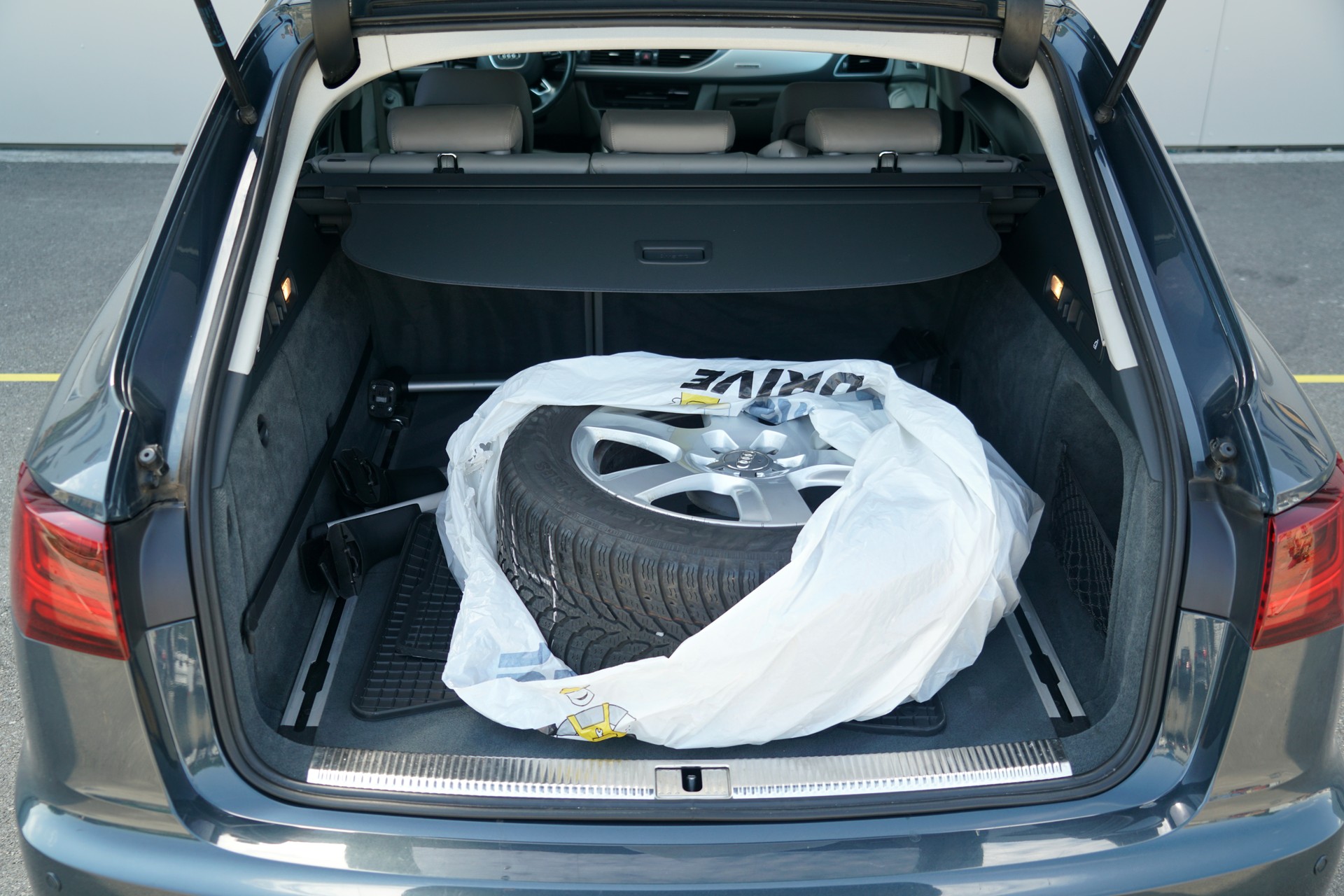 AUDI A6 Avant 3.0 TDI V6 quattro S-tronic (CH)-image-12