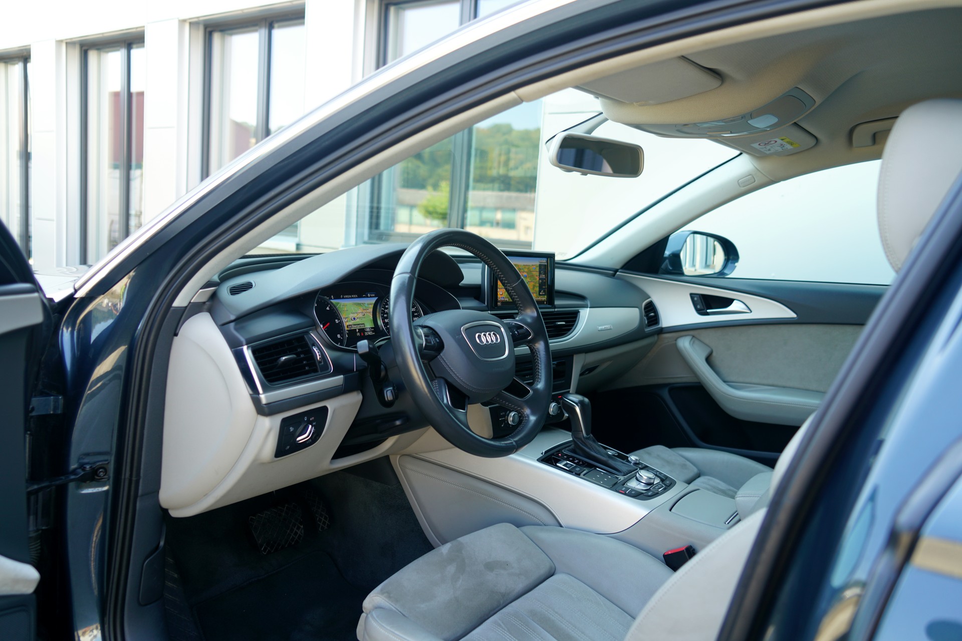 AUDI A6 Avant 3.0 TDI V6 quattro S-tronic (CH)-image-4