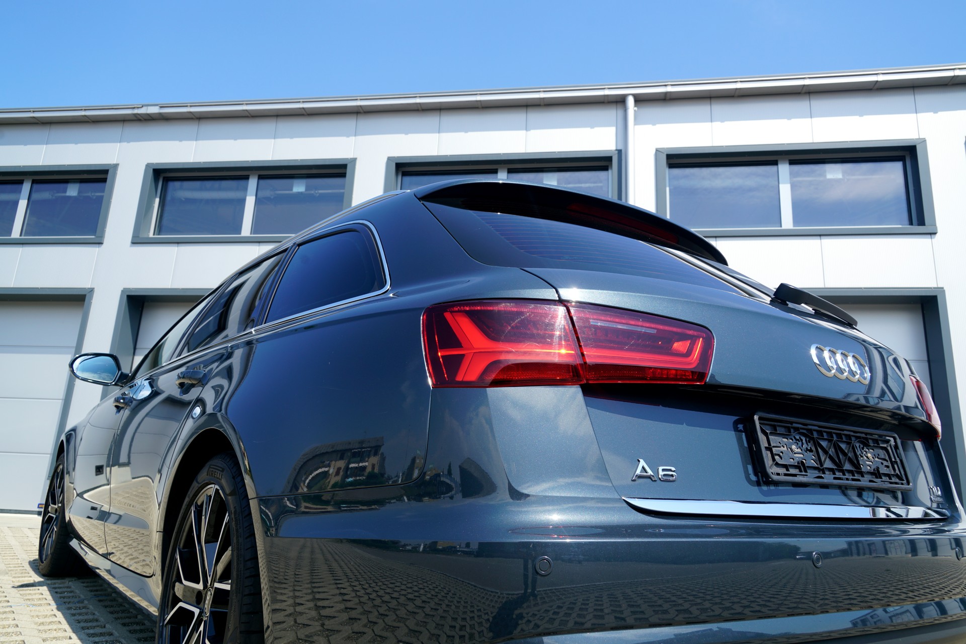 AUDI A6 Avant 3.0 TDI V6 quattro S-tronic (CH)-image-10