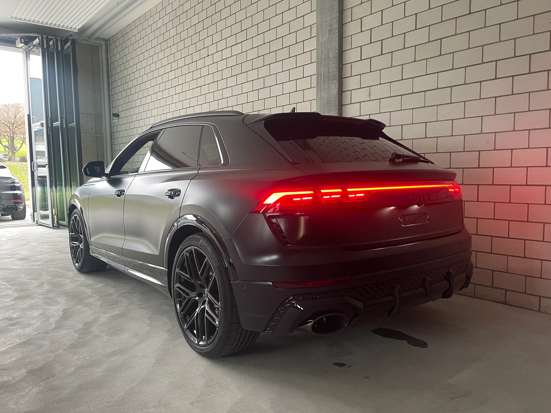 AUDI RSQ8 quattro Vollausstattung + ABT 720 PS / 920 NM "Der Urus-Killer"-image-2