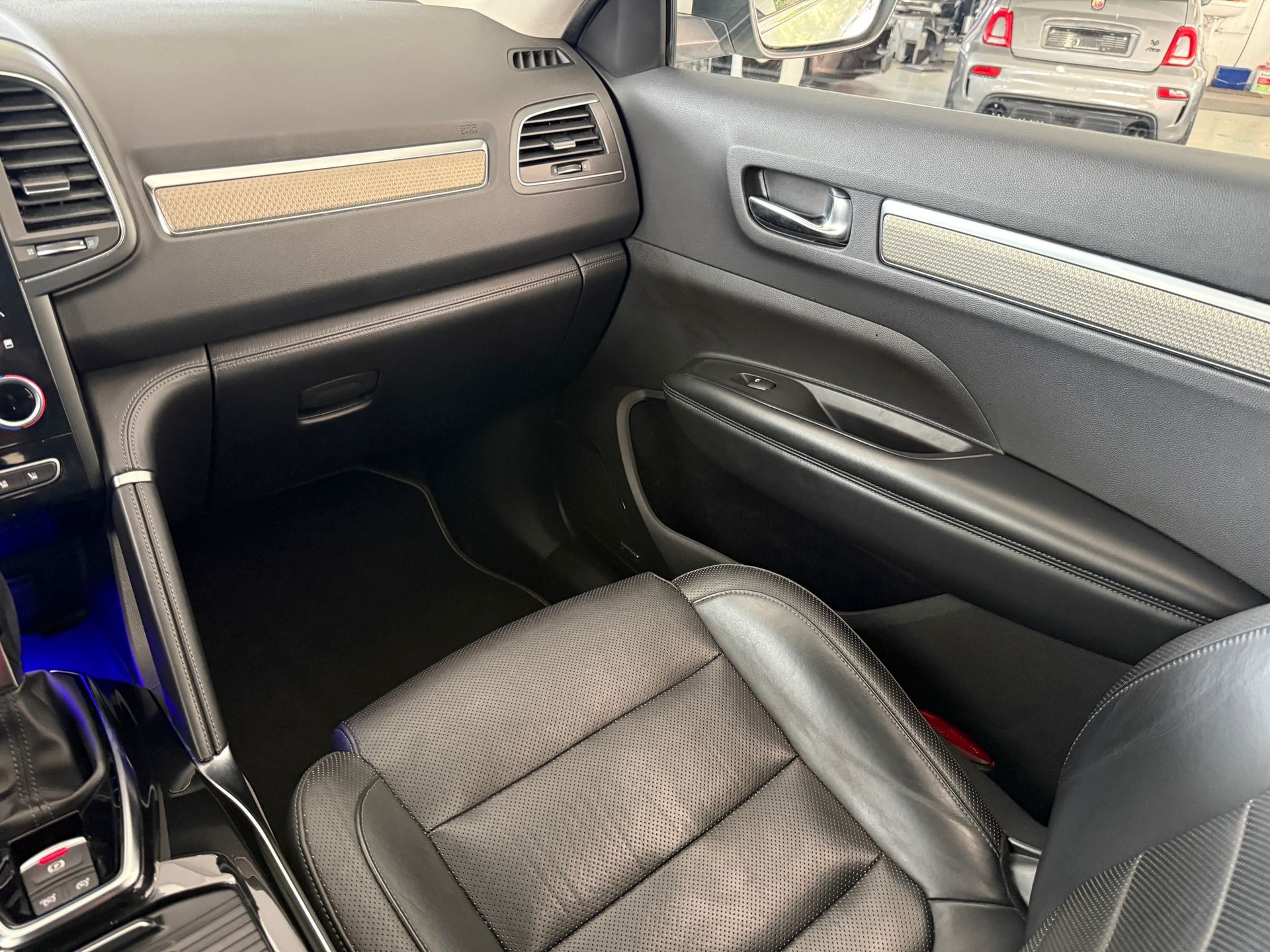 RENAULT Koleos 2.0 dCi Initial Paris 4x4 Xtronic CVT-image-13