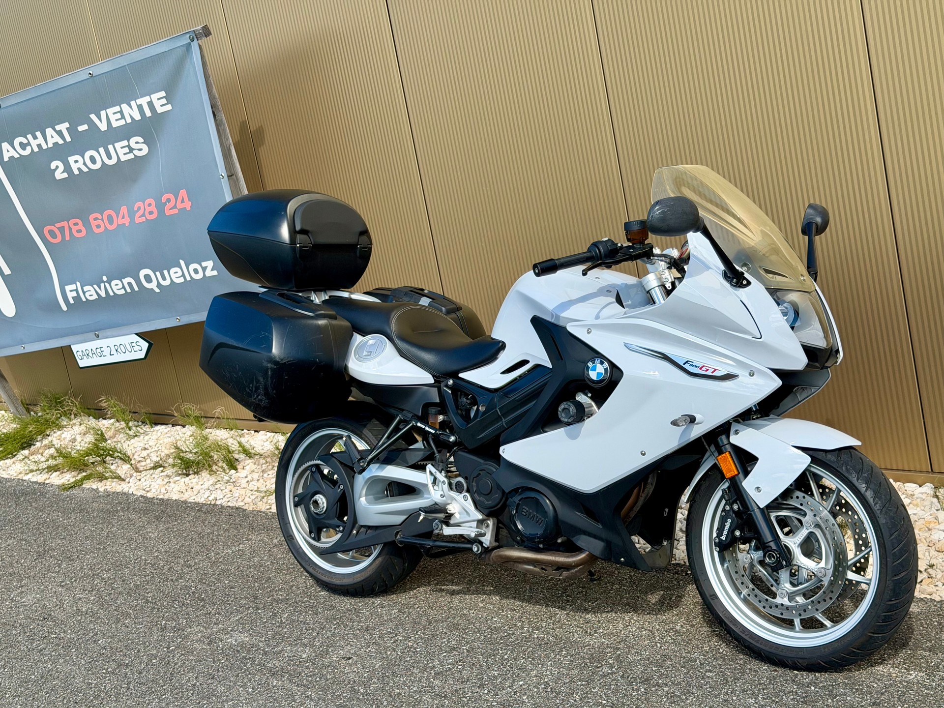 BMW F 800 GT-showroom-element-2