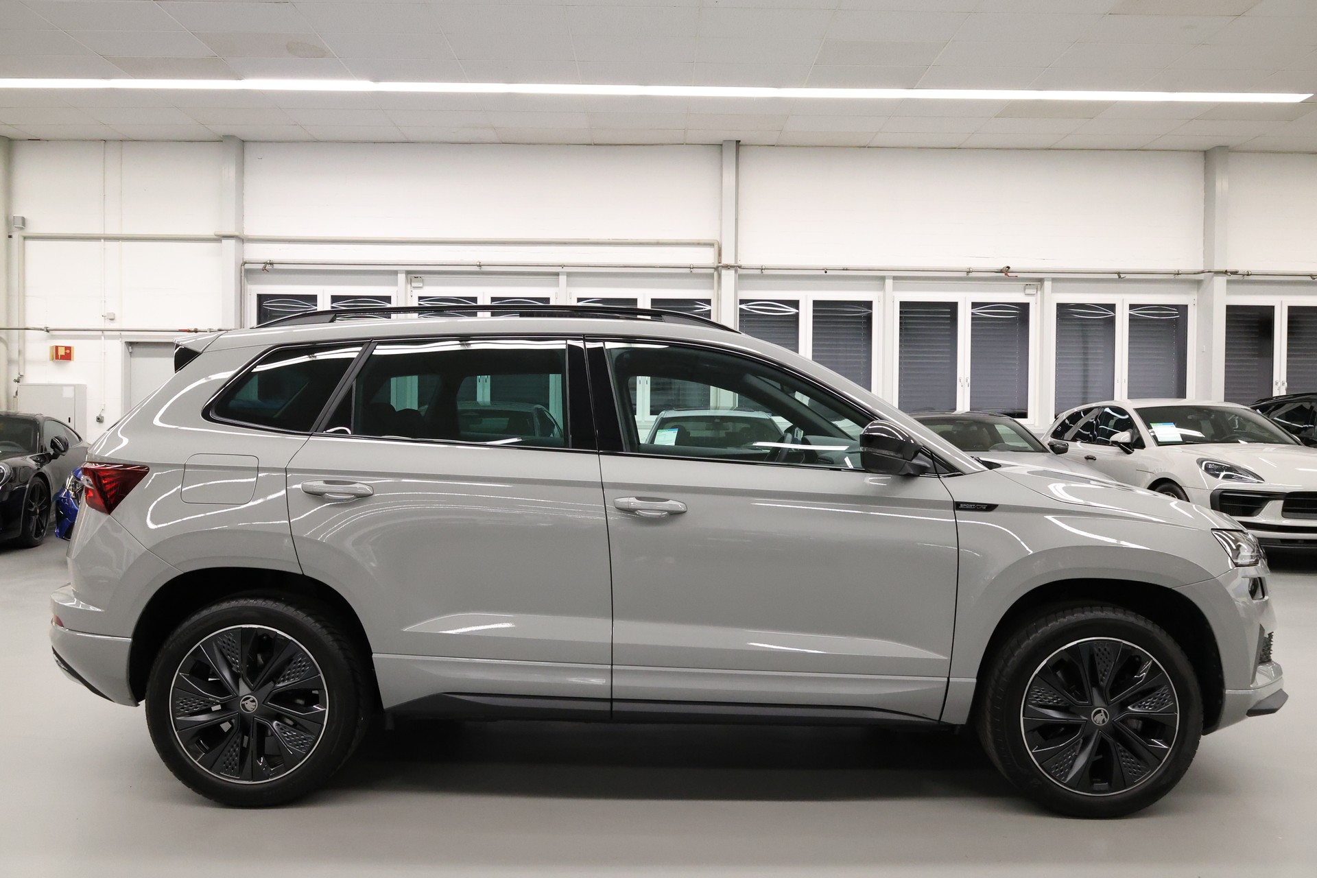 SKODA Karoq 1.5 TSI SportLine DSG-image-8