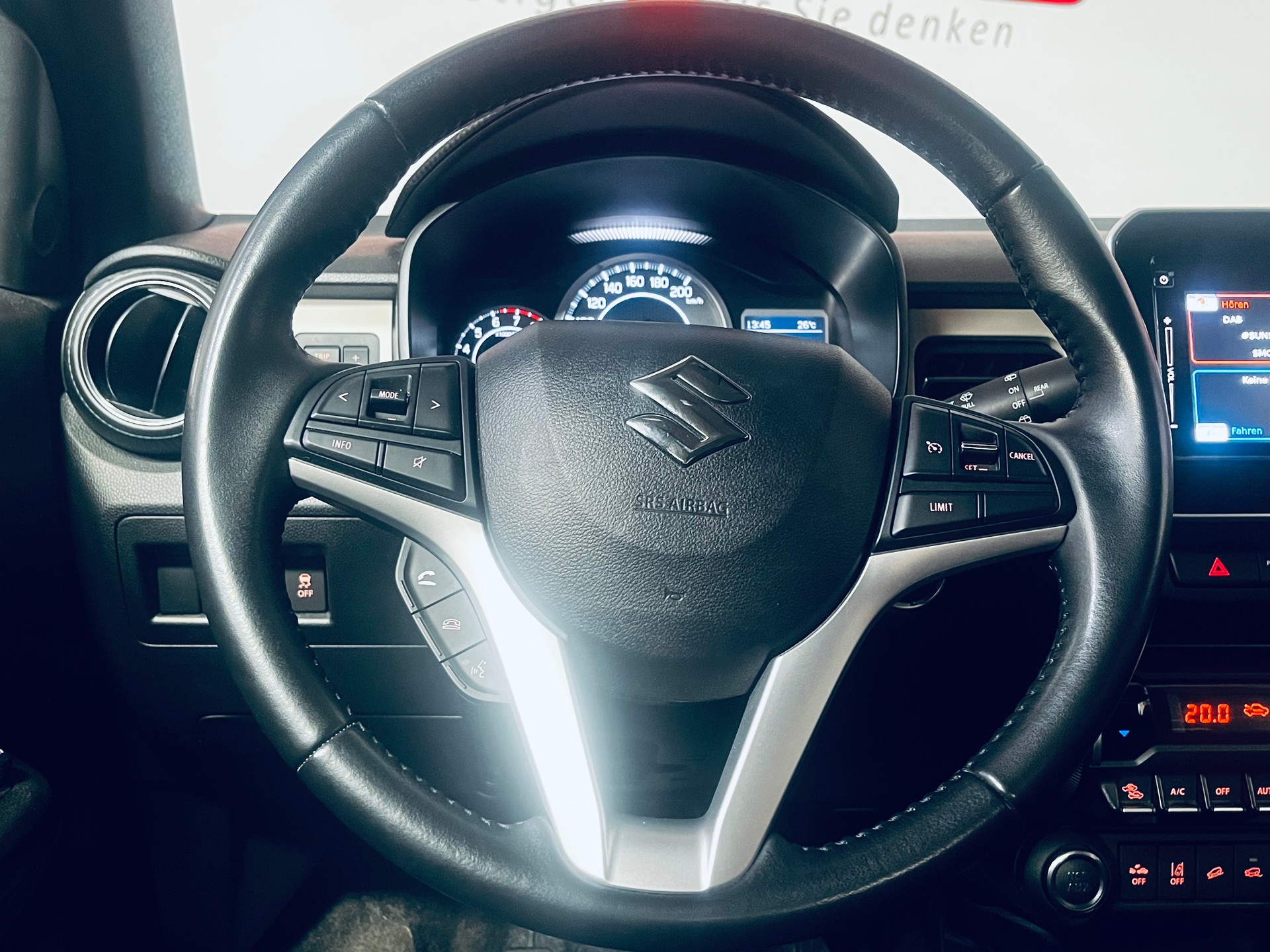 SUZUKI Ignis 1.2i Compact Top Hybrid 4x4-image-15