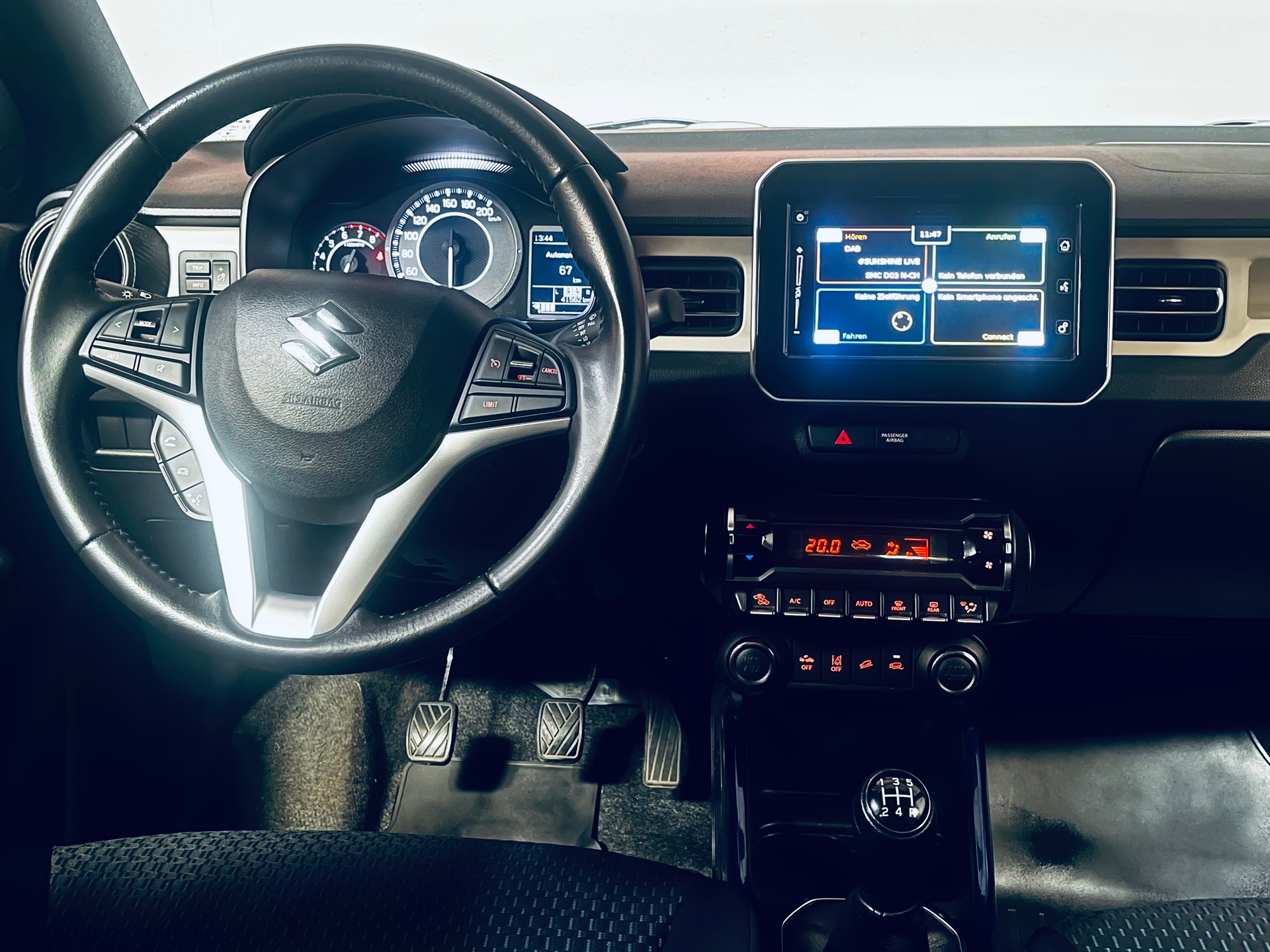 SUZUKI Ignis 1.2i Compact Top Hybrid 4x4-image-14
