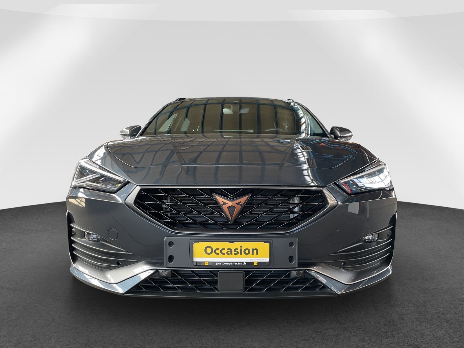 CUPRA Leon ST 2.0 TSI DSG-image-1