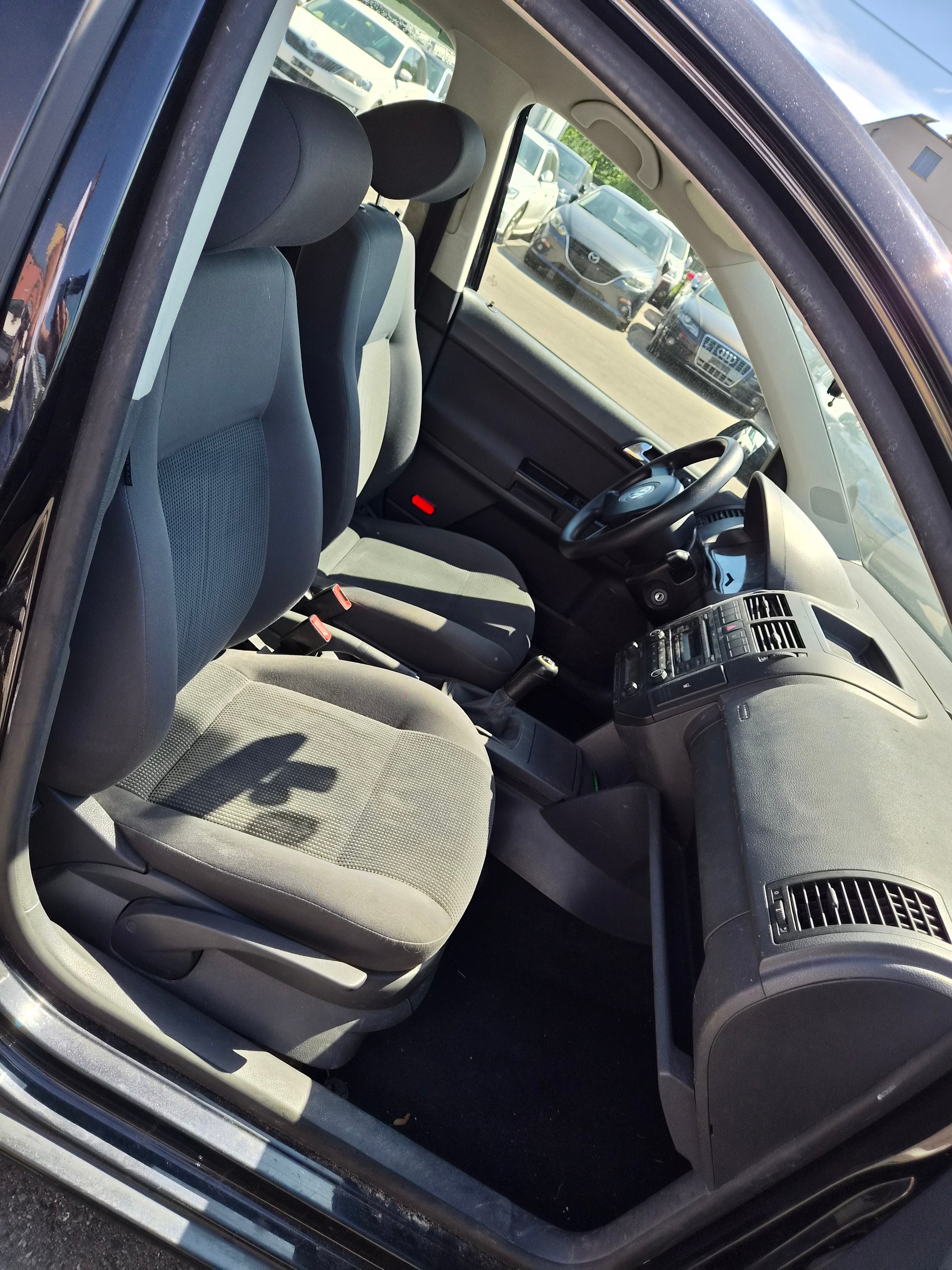 VW Polo 1.4 16V Comfortline-image-12
