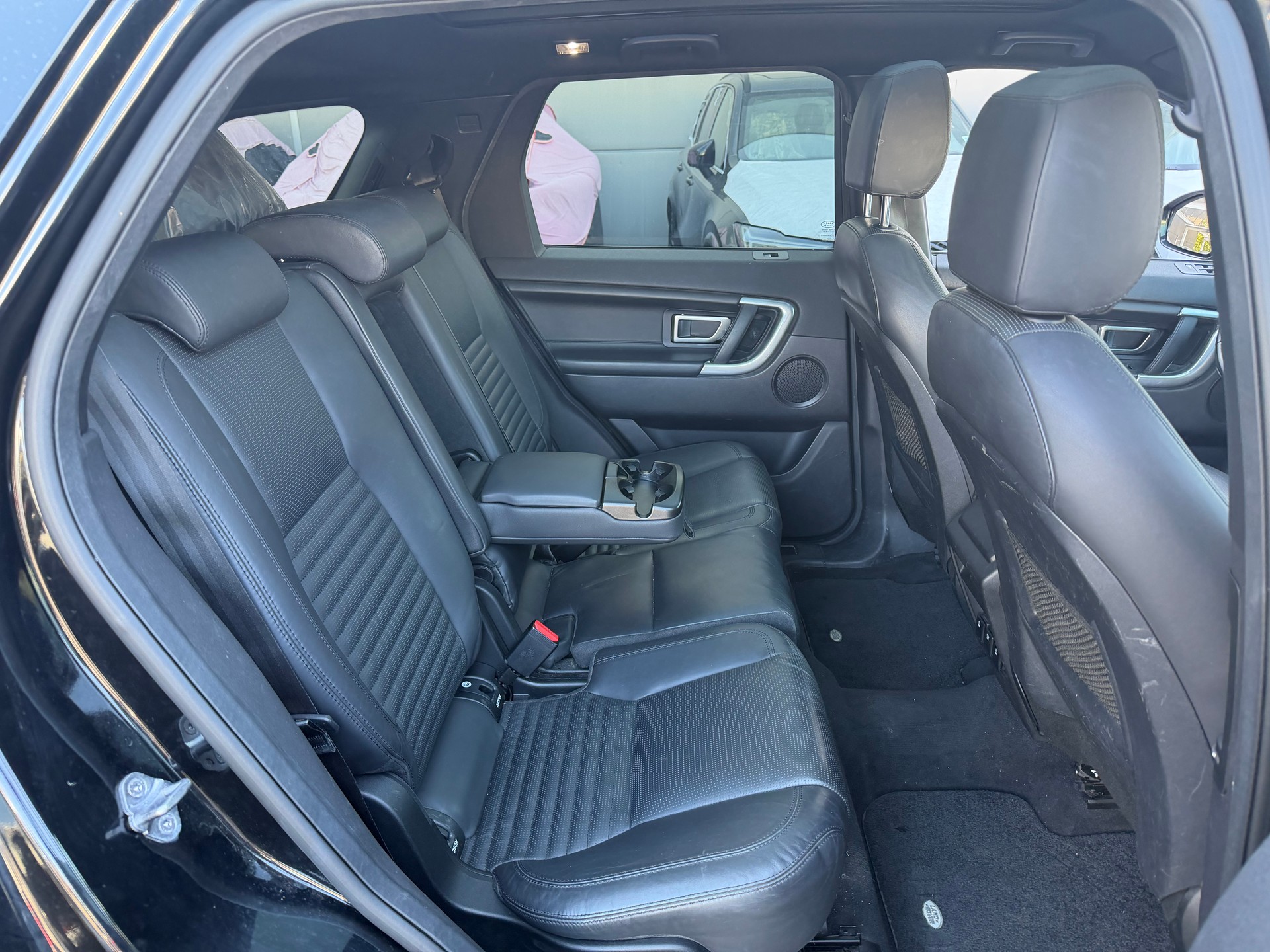 LAND ROVER Discovery Sport 2.0 Si4 HSE Luxury AT9-image-11
