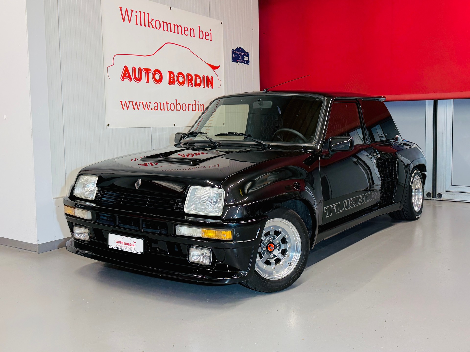 RENAULT R5 Turbo 2 „Noir métallisé“ VETERAN-image-1