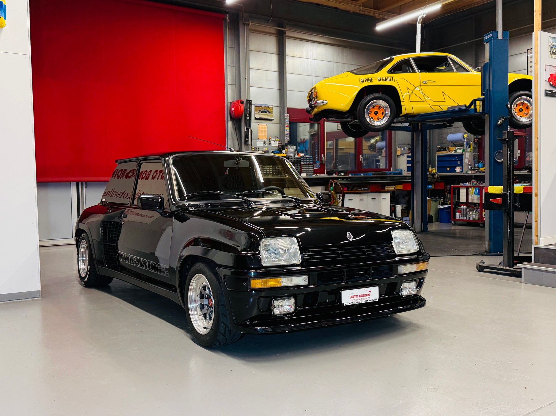 RENAULT R5 Turbo 2 „Noir métallisé“ VETERAN-image-12