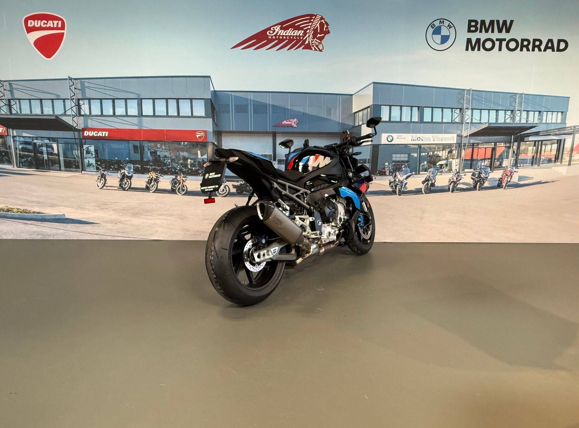 BMW M 1000 R-image-5