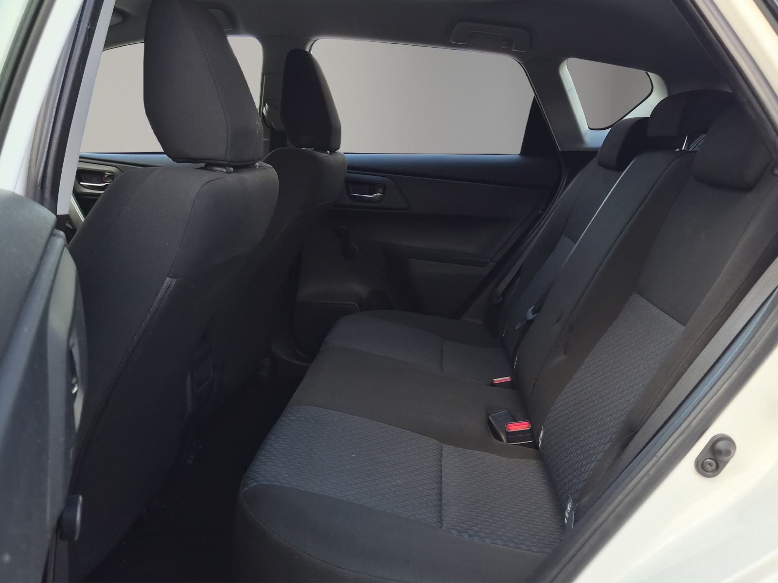 TOYOTA Auris 1.33 Terra-image-14