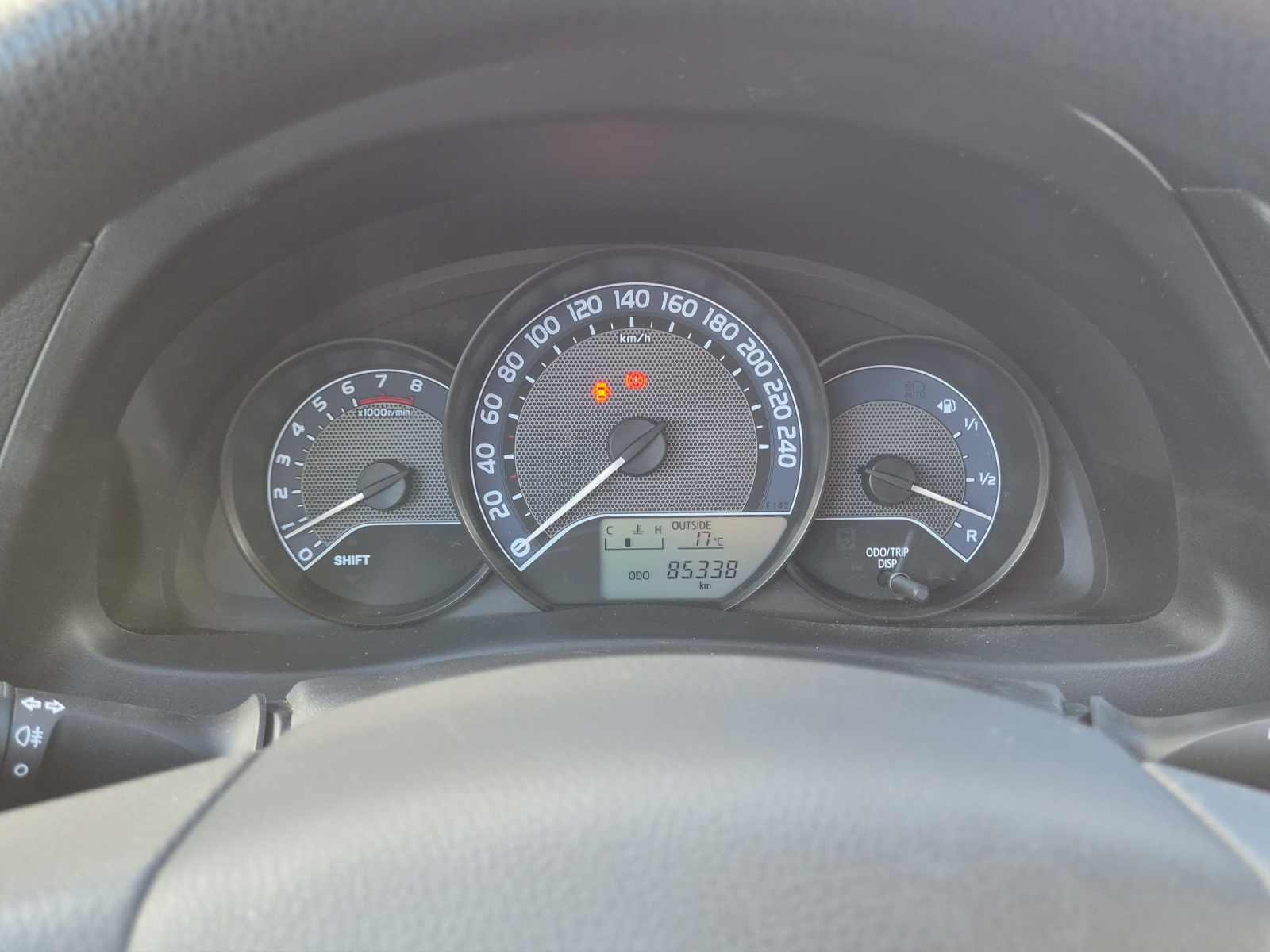 TOYOTA Auris 1.33 Terra-image-10