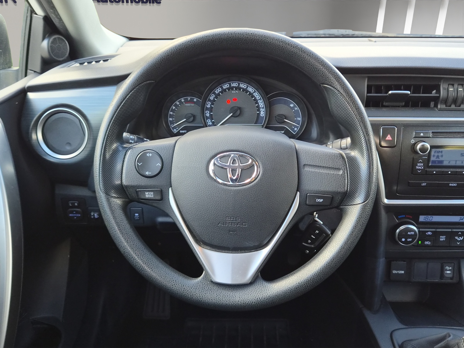 TOYOTA Auris 1.33 Terra-image-9