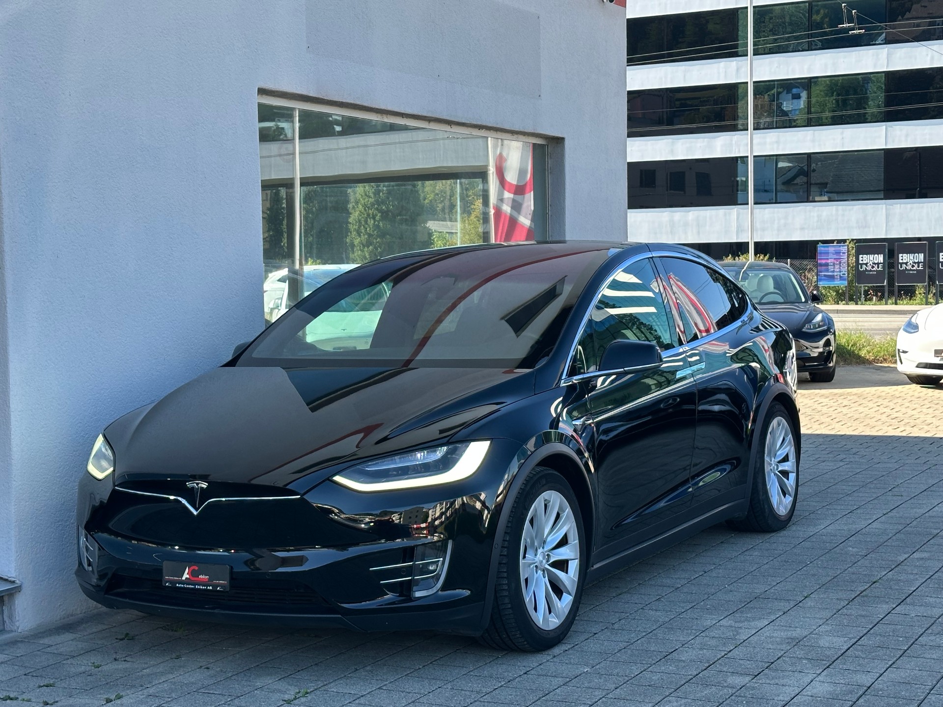 TESLA Model X ** RAVEN** Maximale-Reichweite-image-0