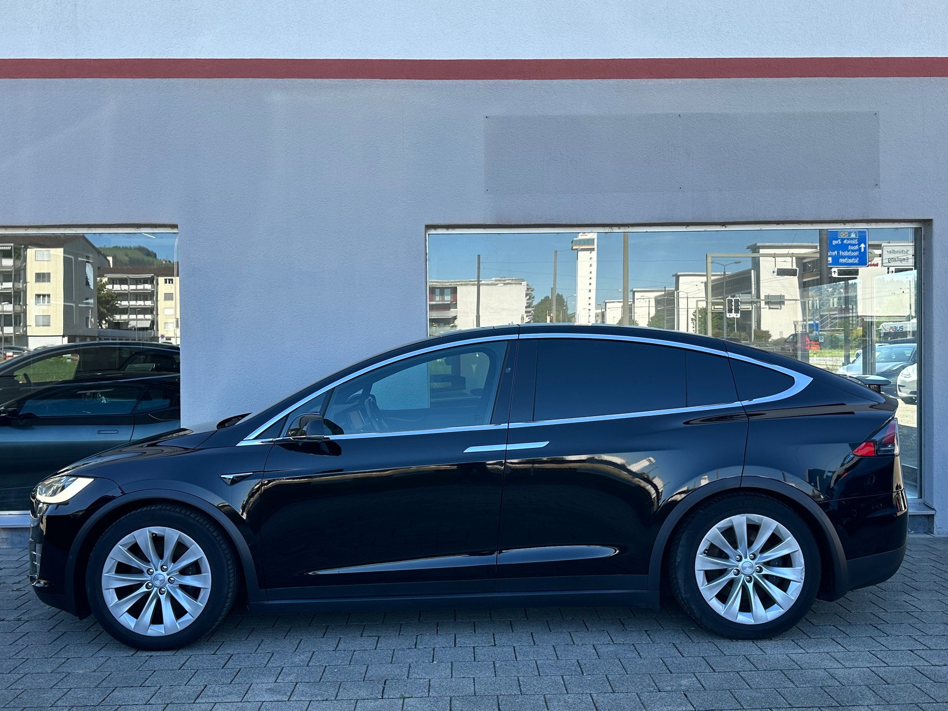 TESLA Model X ** RAVEN** Maximale-Reichweite-image-3