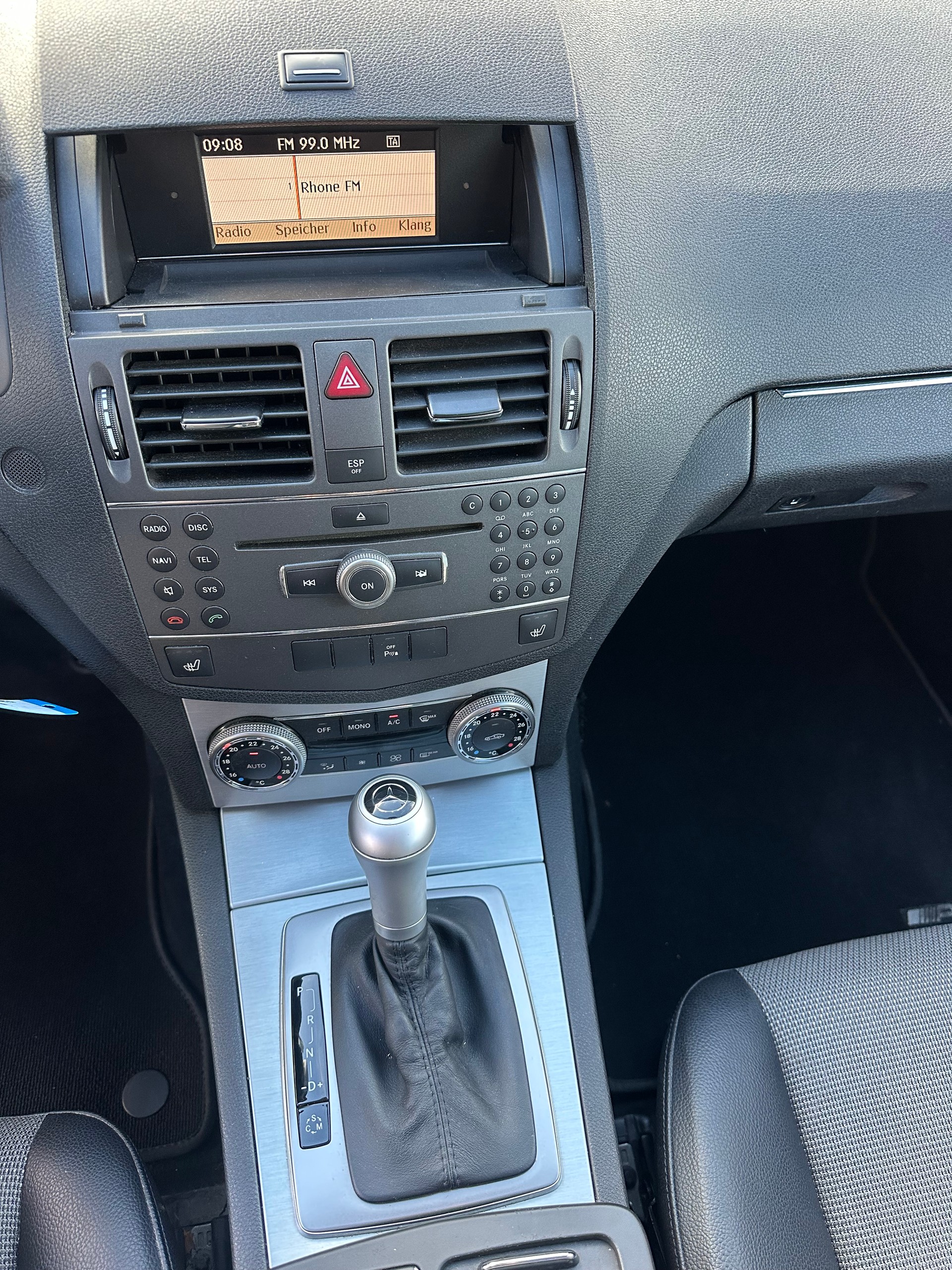 MERCEDES-BENZ C 350 CDI BlueEfficiency Elégance 4Matic 7G-Tronic-image-12