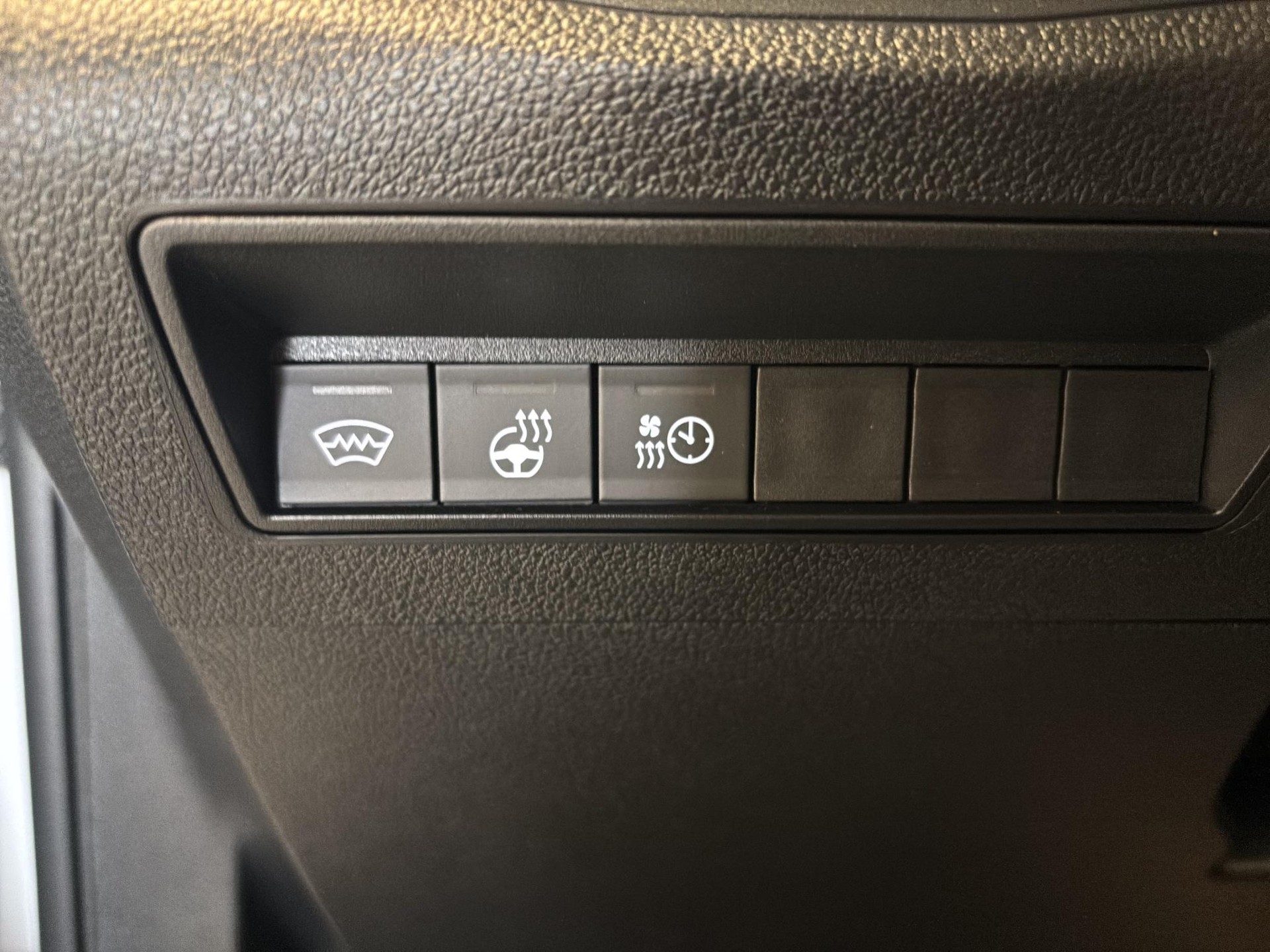 PEUGEOT e-Partner Kaw. 800 Long 50 kWh-image-6