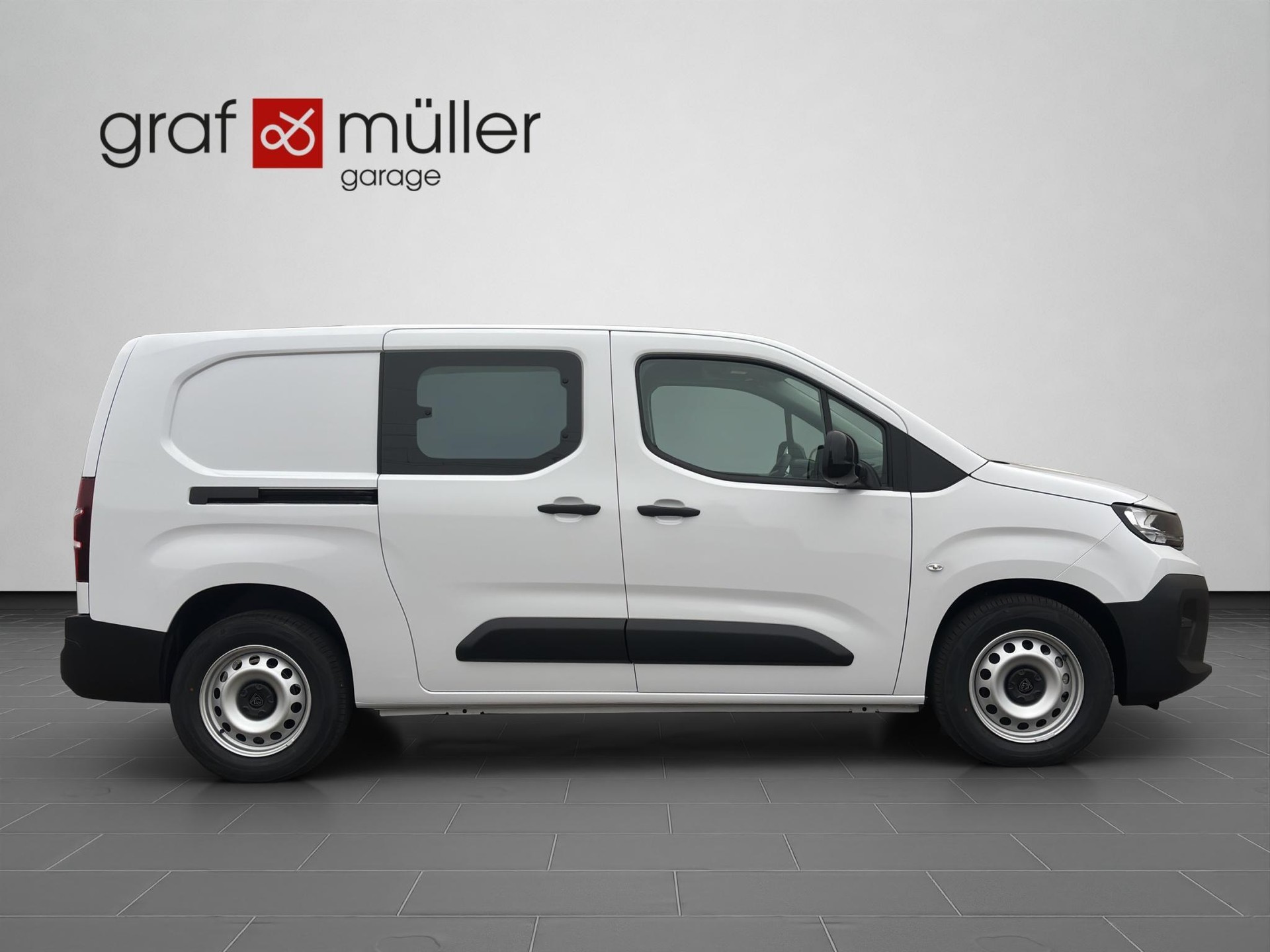 PEUGEOT e-Partner Kaw. 800 Long 50 kWh-image-17