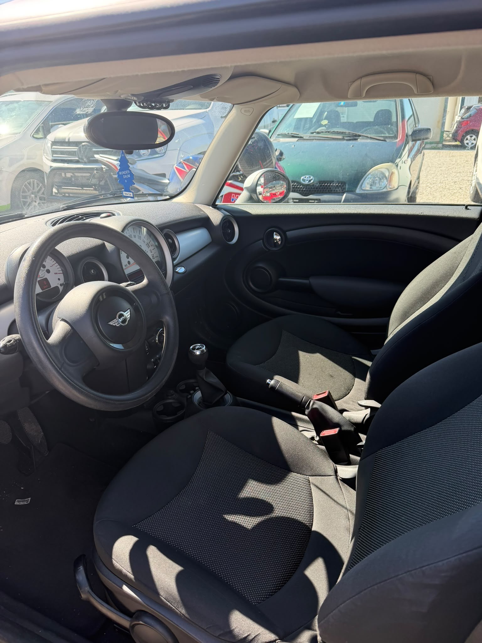 MINI One-image-7