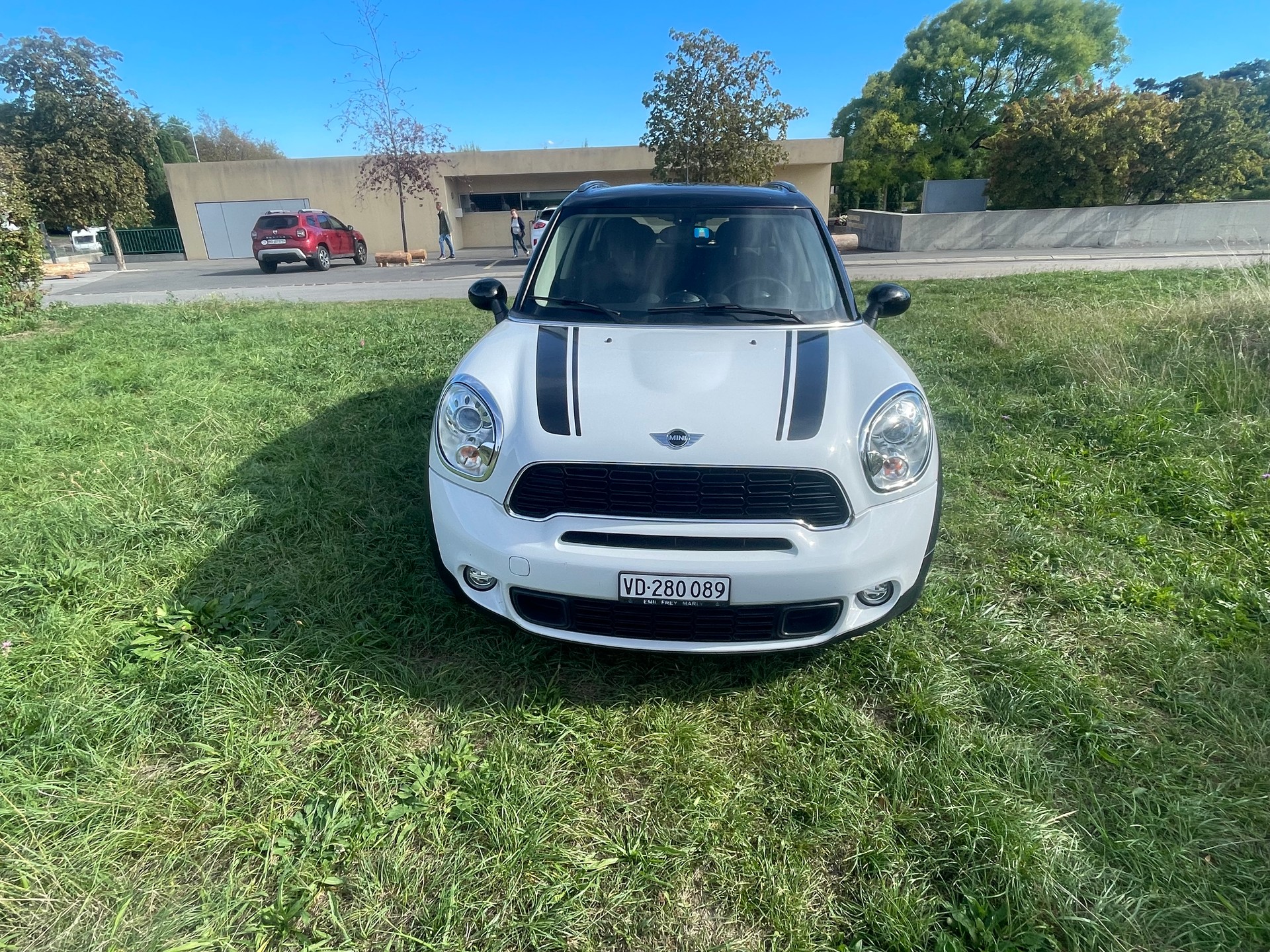 MINI 1.6i Cooper S ALL4-image-2