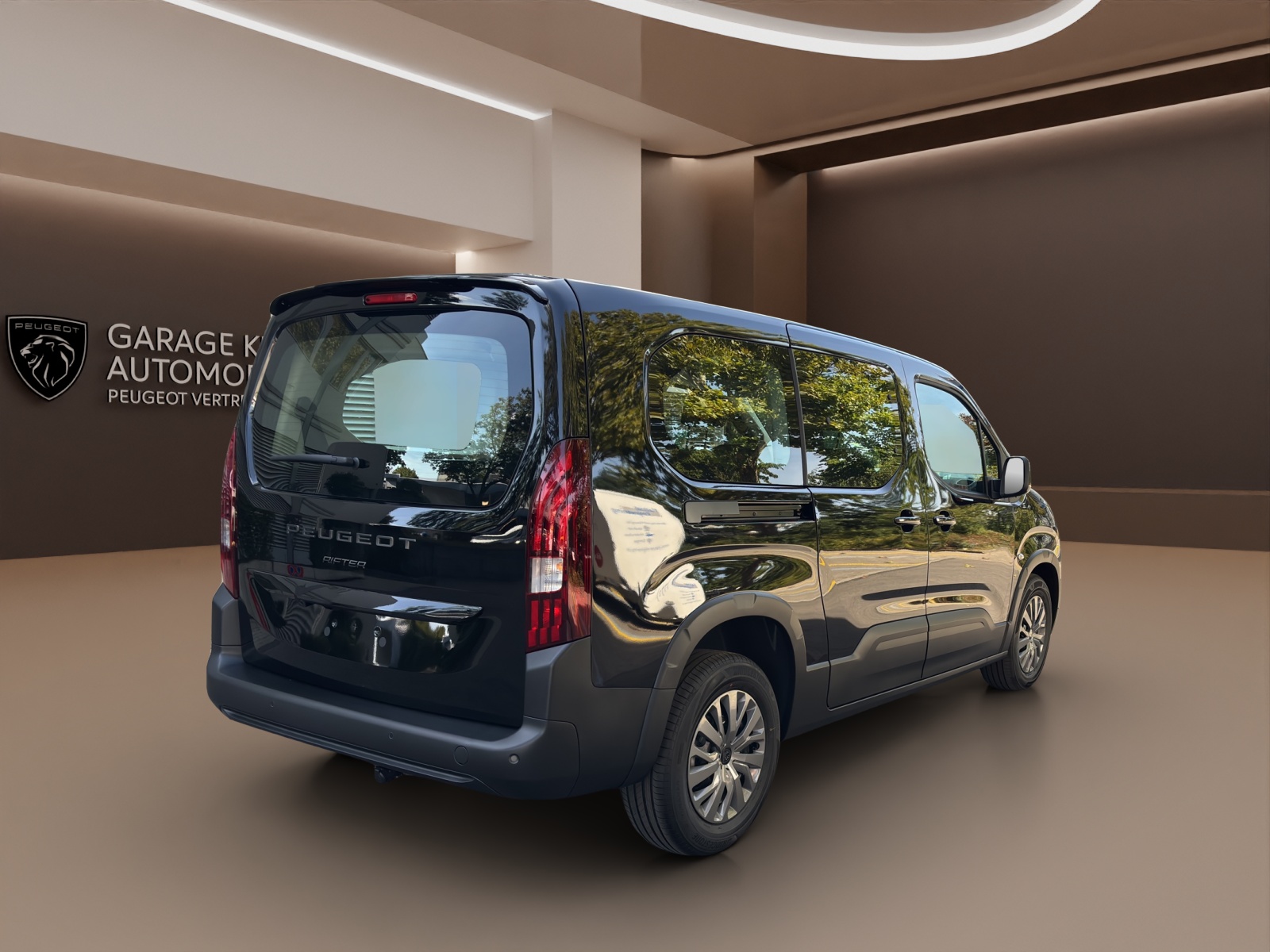 PEUGEOT Rifter Family Edition 1.5 HDi Automat-image-4