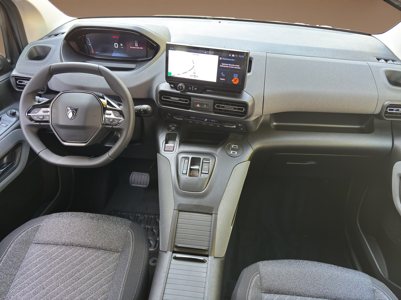 PEUGEOT Rifter Family Edition 1.5 HDi Automat-image-9