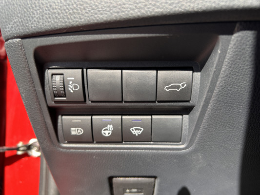 TOYOTA Yaris Cr. 1.5 Trend AWD A-image-14