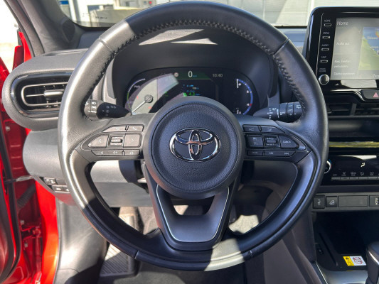 TOYOTA Yaris Cr. 1.5 Trend AWD A-image-8