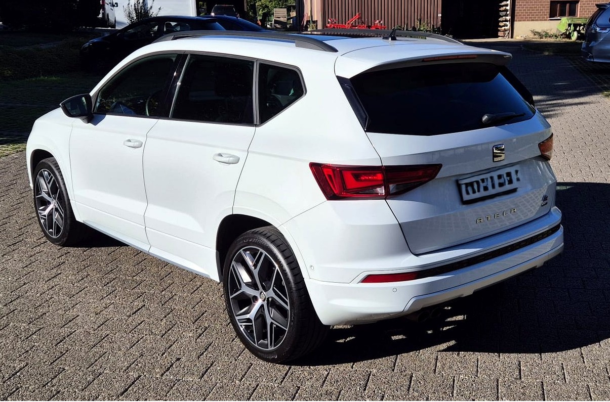 SEAT 2.0 TSI FR 4Drive DSG-image-1