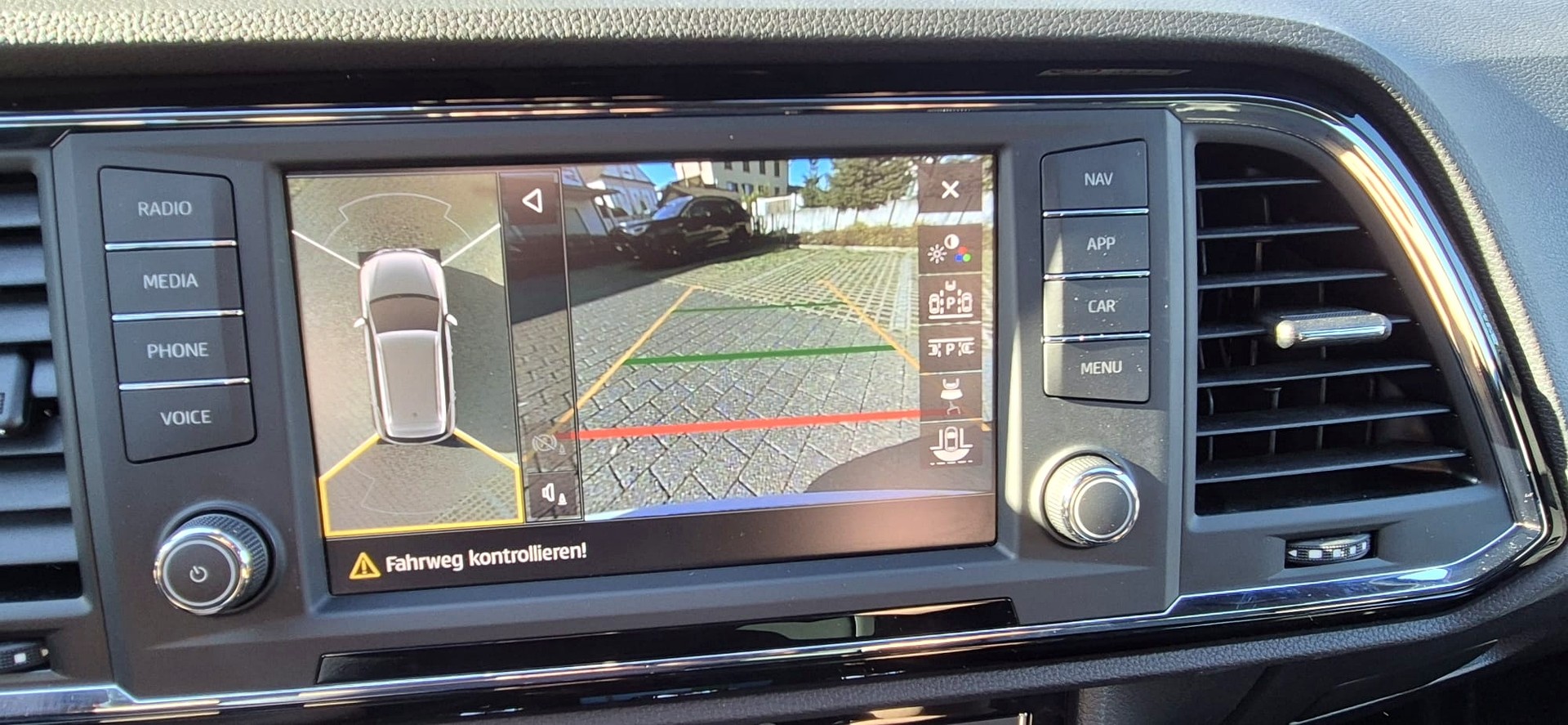 SEAT 2.0 TSI FR 4Drive DSG-image-5