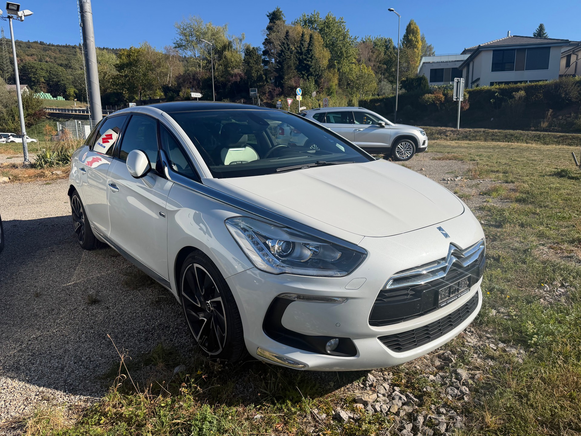 DS AUTOMOBILES DS5 HYbrid4 200 Sport Chic EGS6-image-2