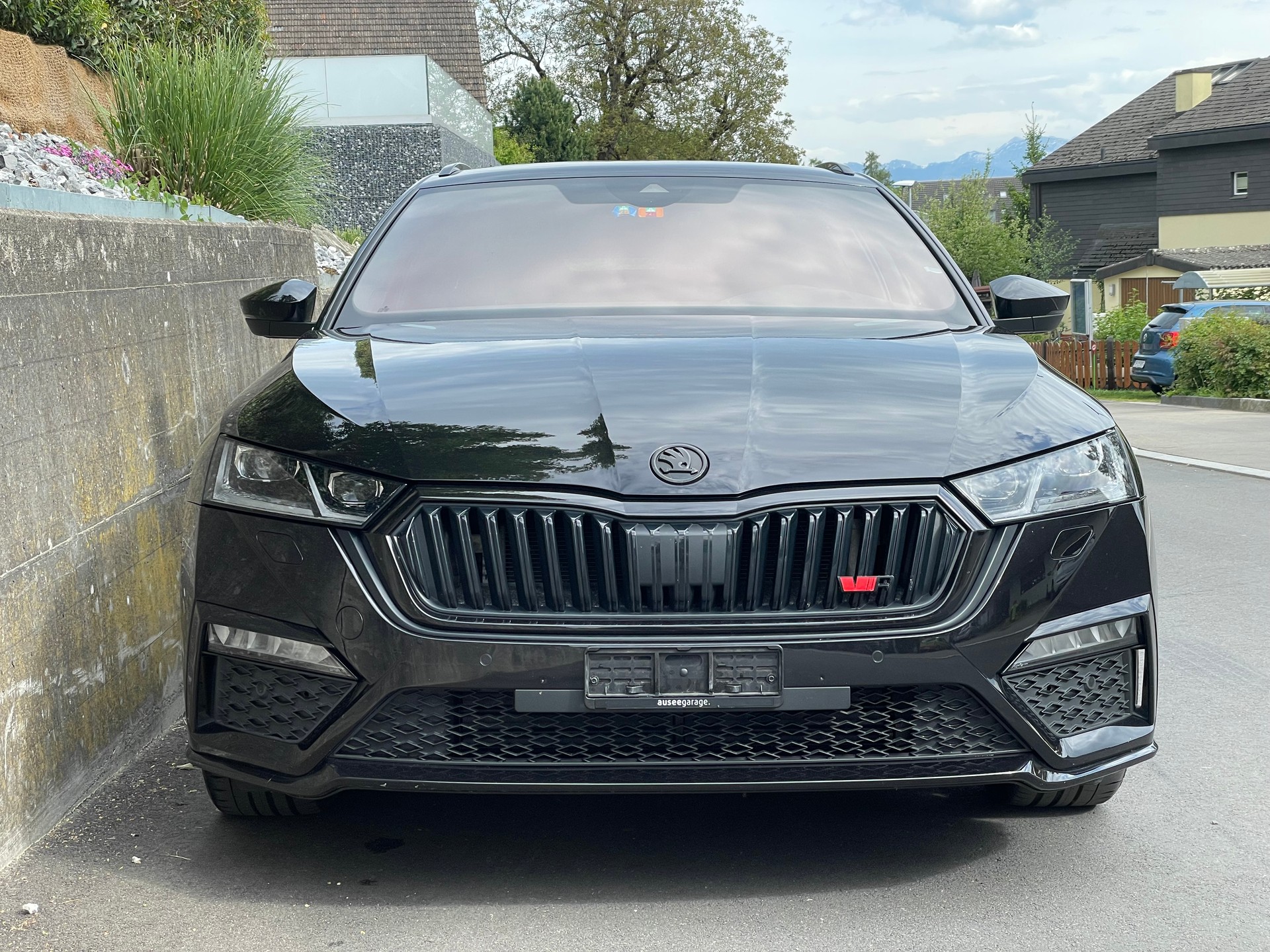 SKODA Octavia Combi 2.0 TDI DSG RS 4x4-image-1