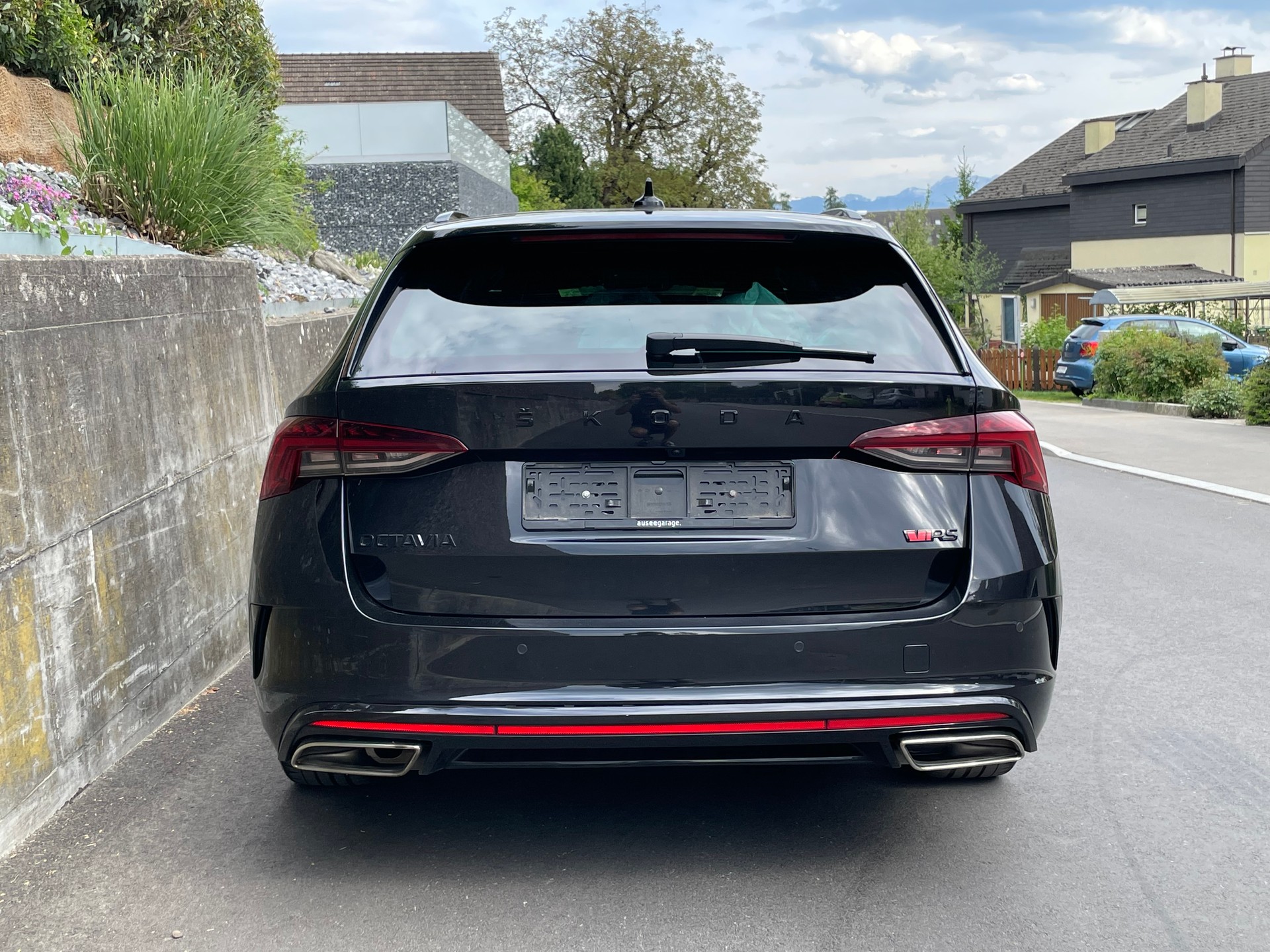 SKODA Octavia Combi 2.0 TDI DSG RS 4x4-image-4