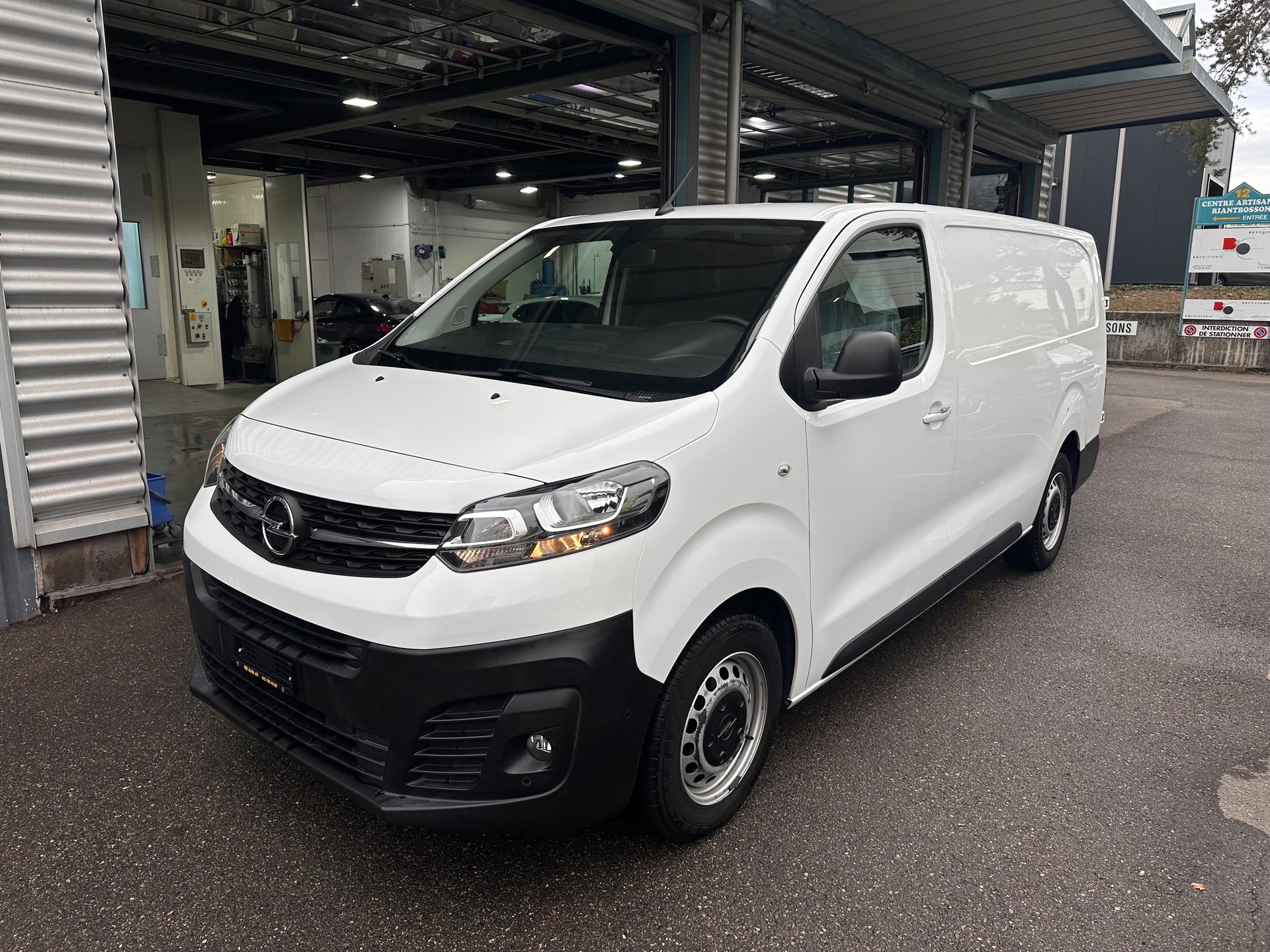 OPEL Vivaro Cargo 2.0 D Enjoy s/s L EN-image-1