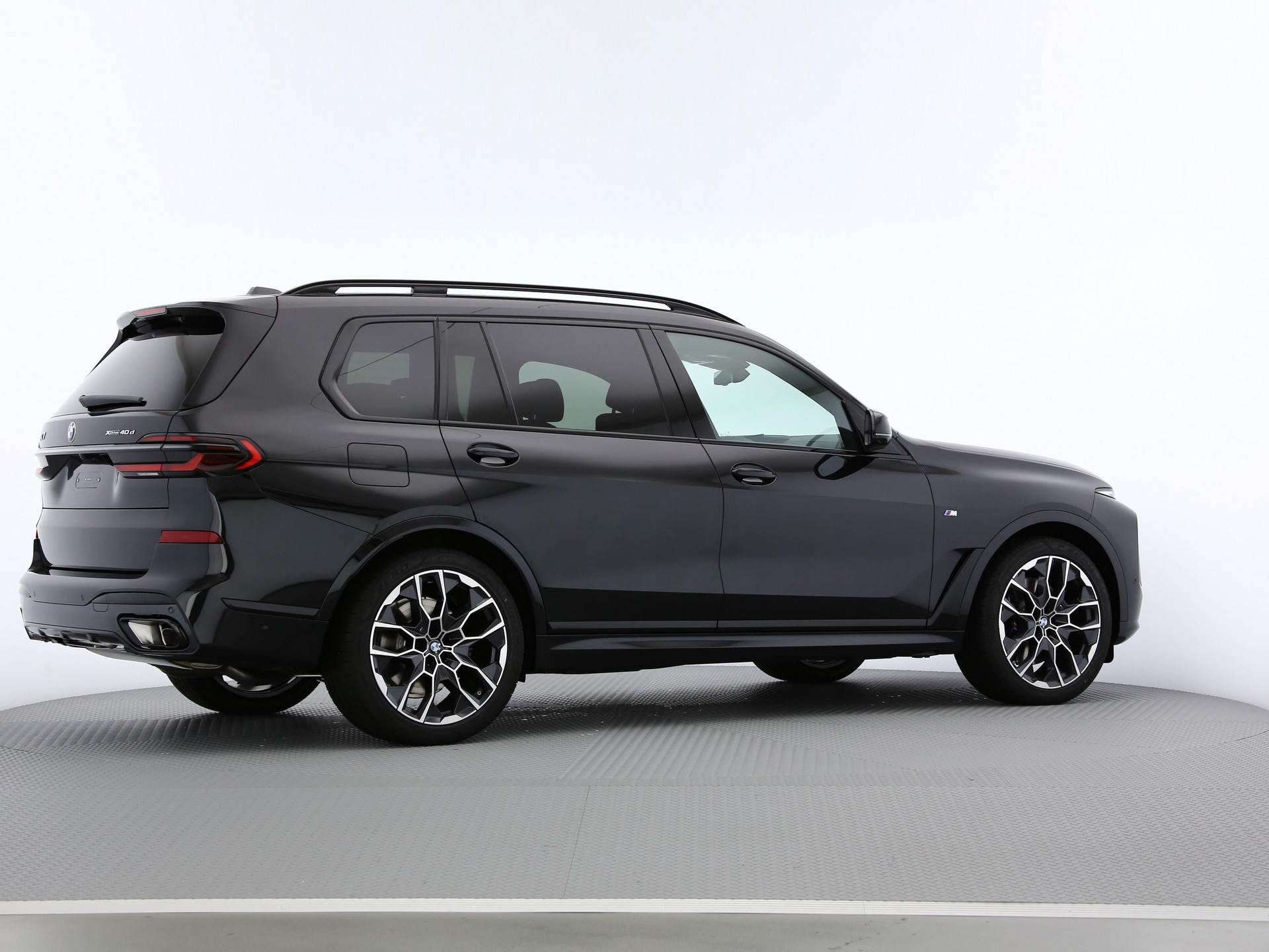 BMW X7 G07 40d xDrive SAG-image-18