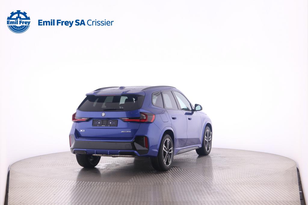 BMW X1 23i xDrive-image-1