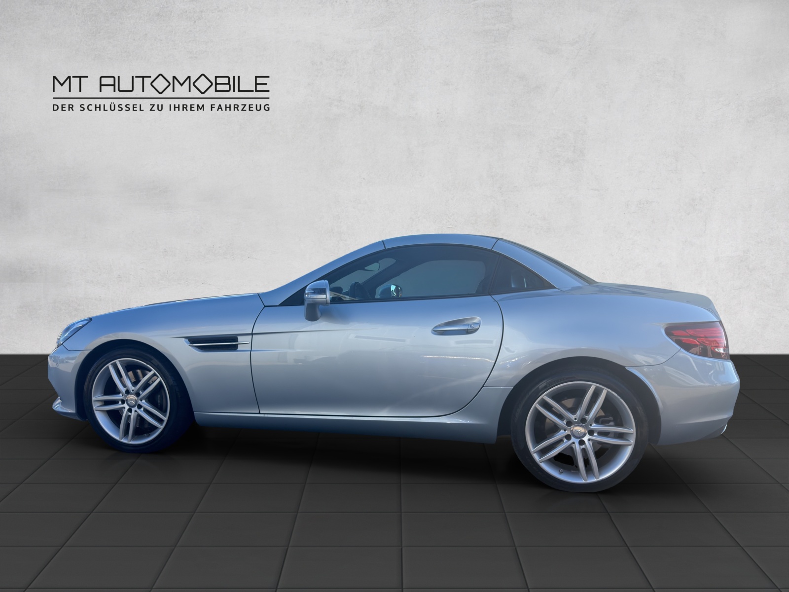 MERCEDES-BENZ SLC 200 9G-Tronic-image-2