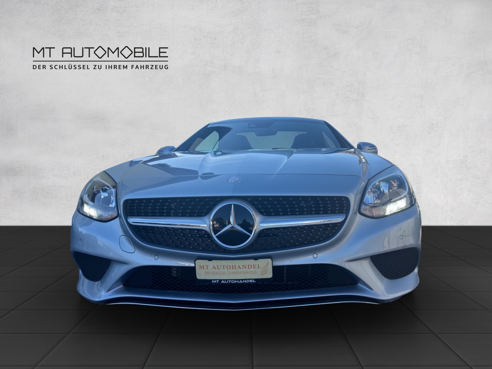 MERCEDES-BENZ SLC 200 9G-Tronic-image-1